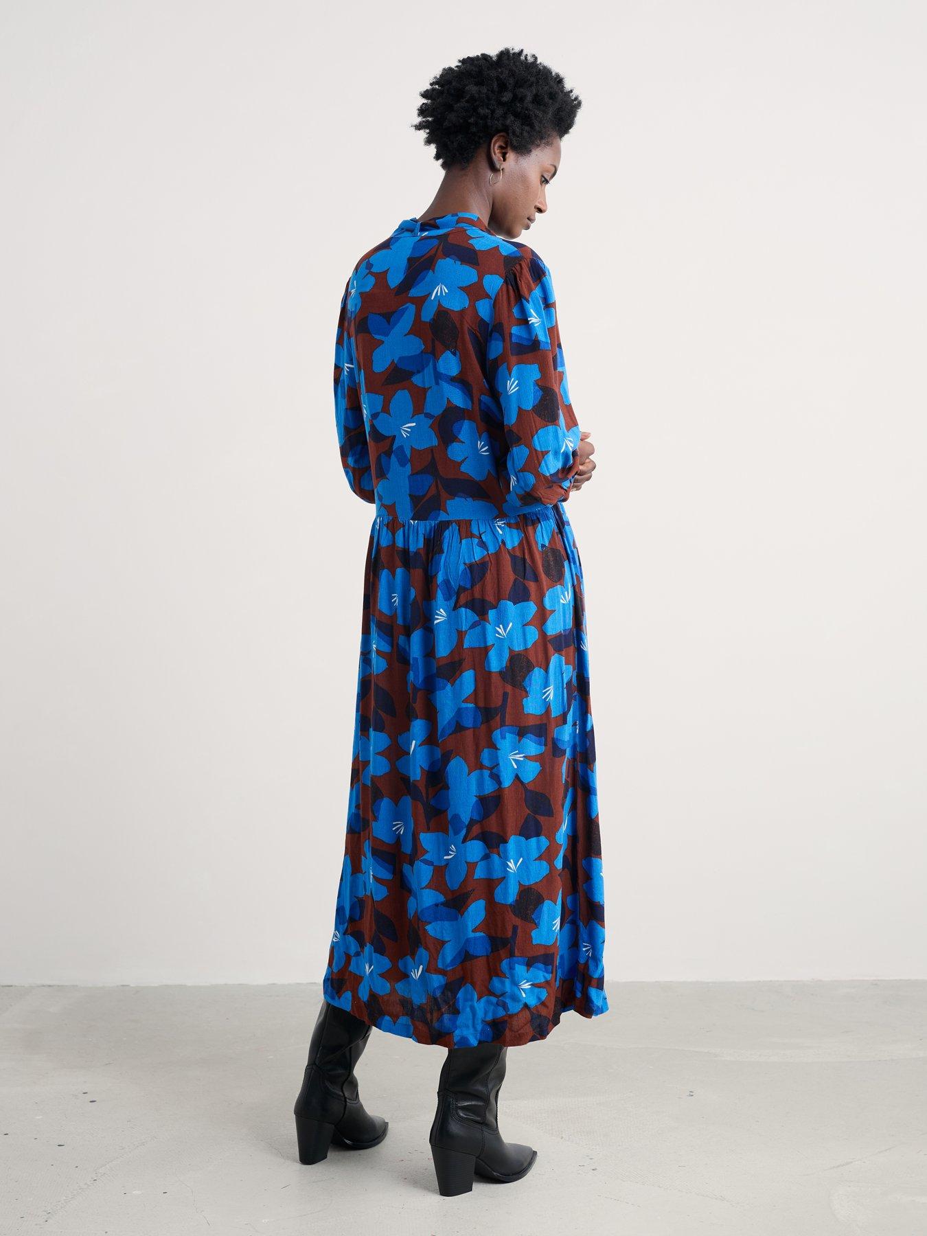 seasalt-cornwall-harbour-cove-dress-nbsp--macro-flower-cocoa-bluestillFront