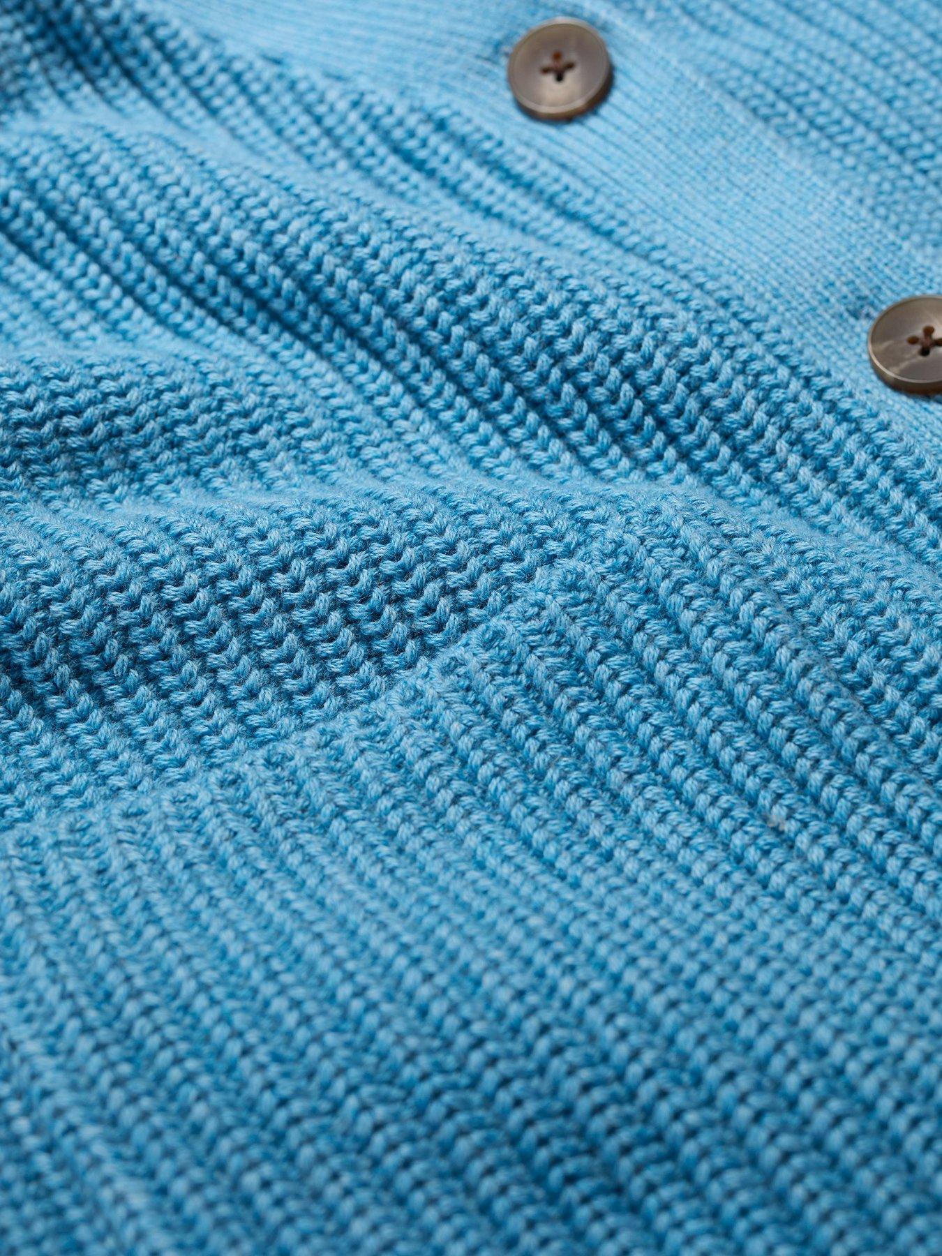 seasalt-cornwall-cable-knit-vest-blueoutfit