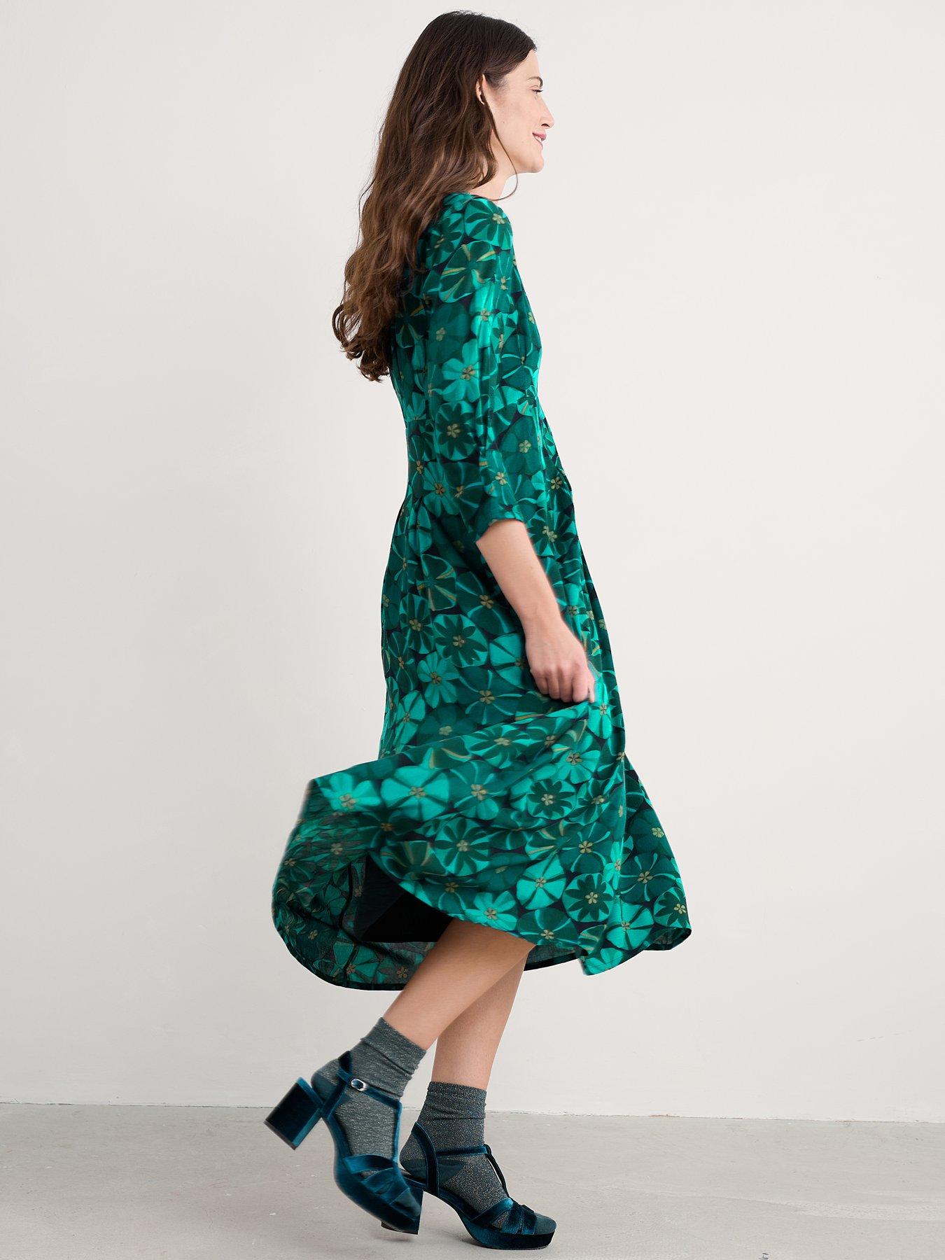 seasalt-cornwall-etta-dress-handicraft-flowers-onyx-blueback