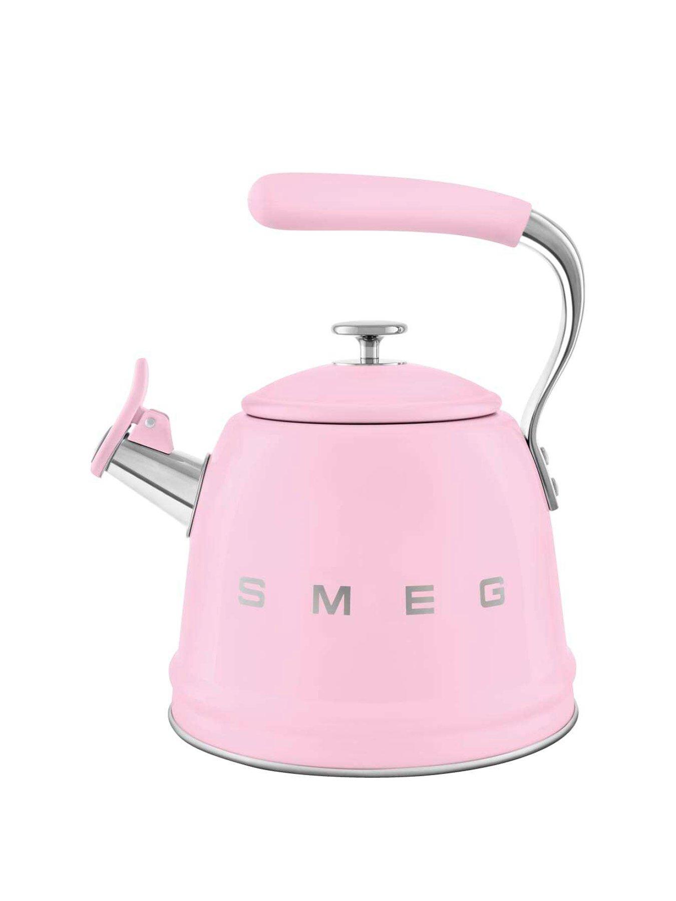 smeg-smeg-whistling-kettlestillFront
