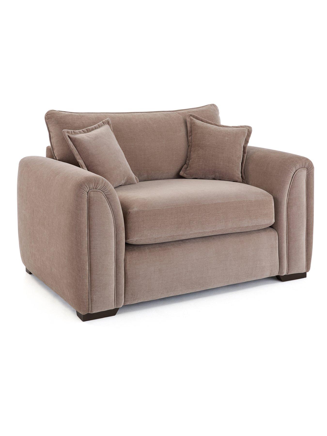 Image 3 of 7 of The Very Collection Carmen Snuggle Chair