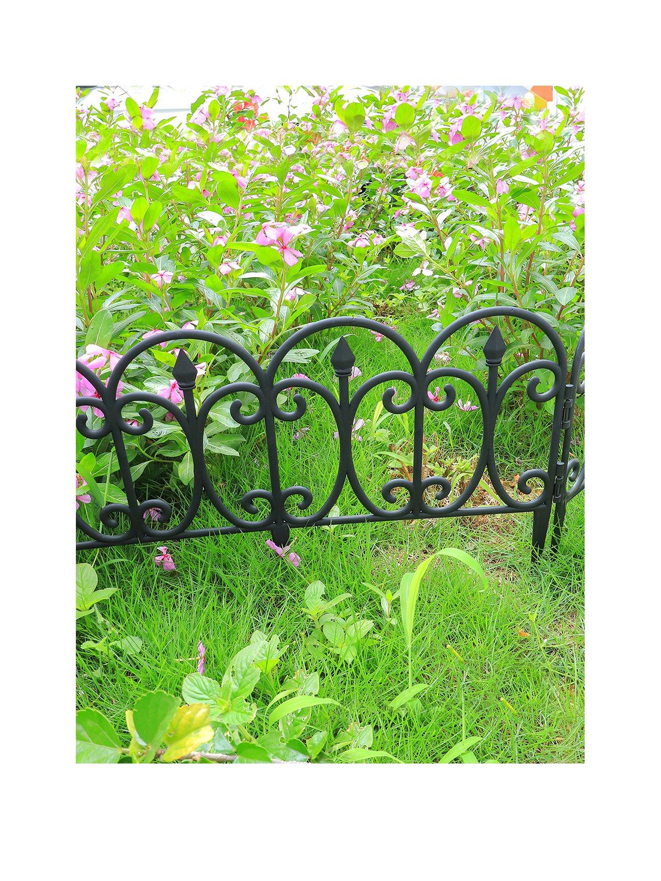 Image 2 of 4 of Living and Home 6Pcs Garden Picket Fence Black