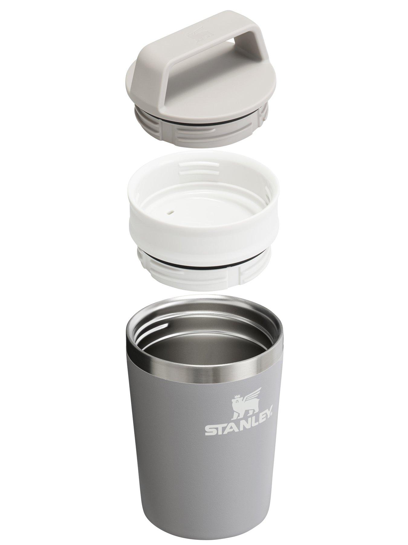 stanley-cafe-to-go-travel-mug-023loutfit