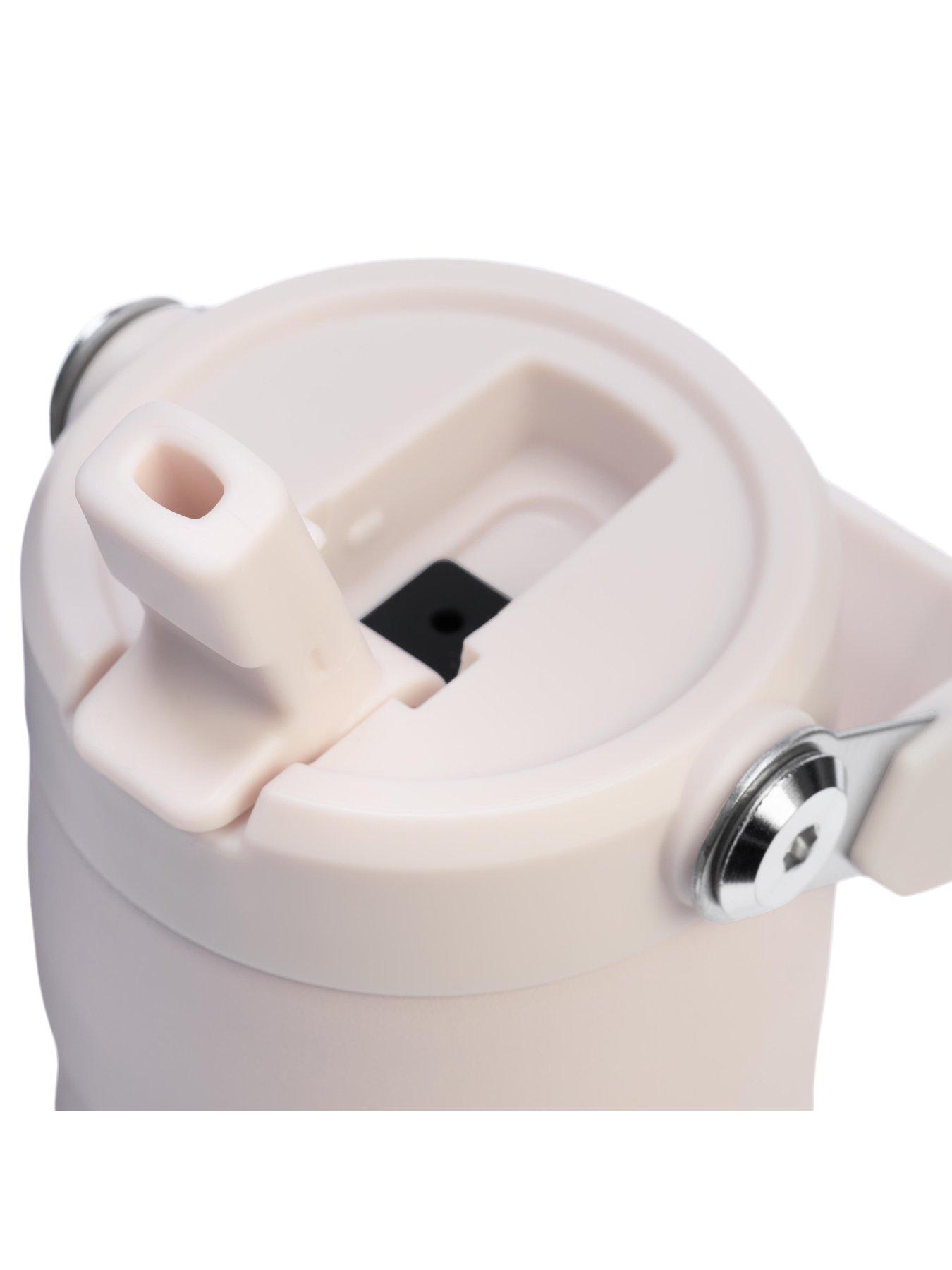 stanley-iceflow-bottle-flip-straw-20-047loutfit