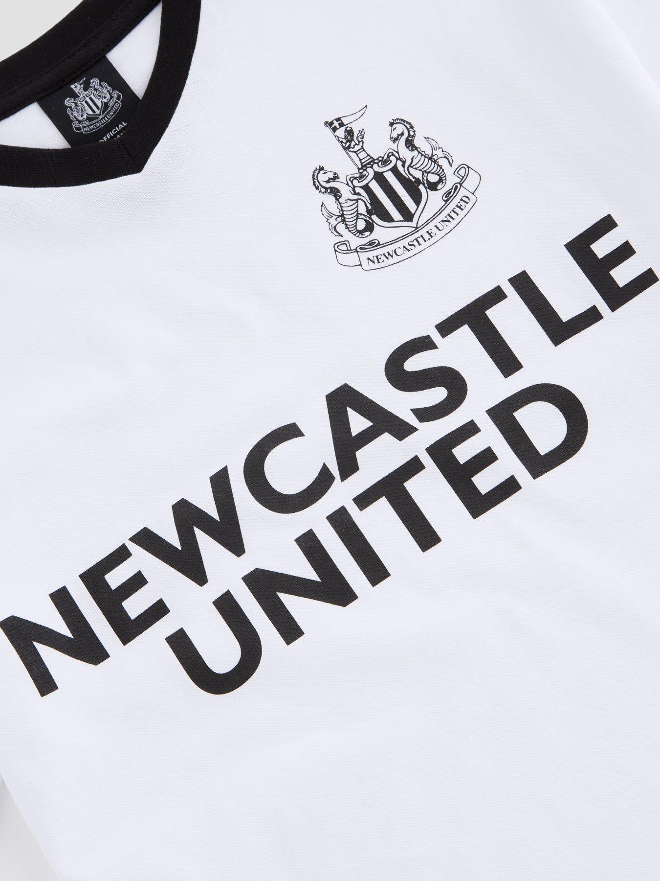 the-very-collection-newcastle-v-neck-shortie-pyjamaoutfit