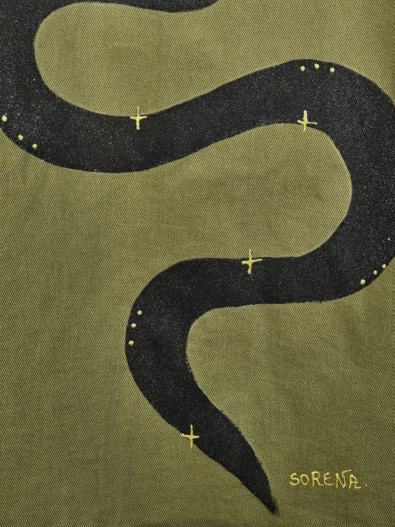 sorena-snake-jacket-greendetail