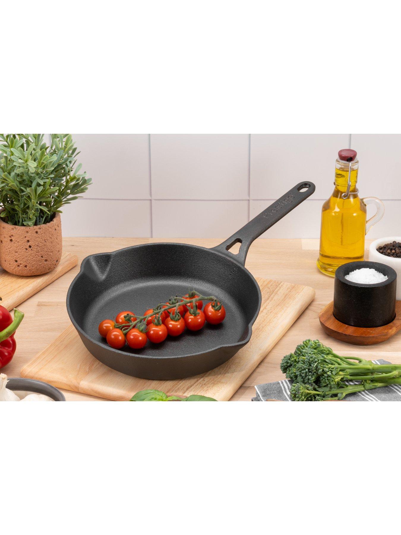 Image 3 of 5 of Prestige Cast Iron 22cm Skillet / Frypan