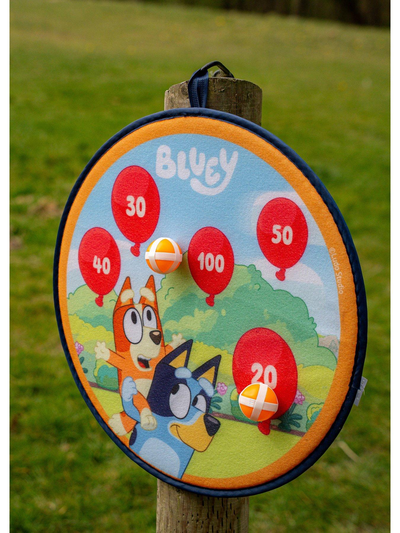 bluey-4-in-1-bumper-box-of-garden-gamesoutfit