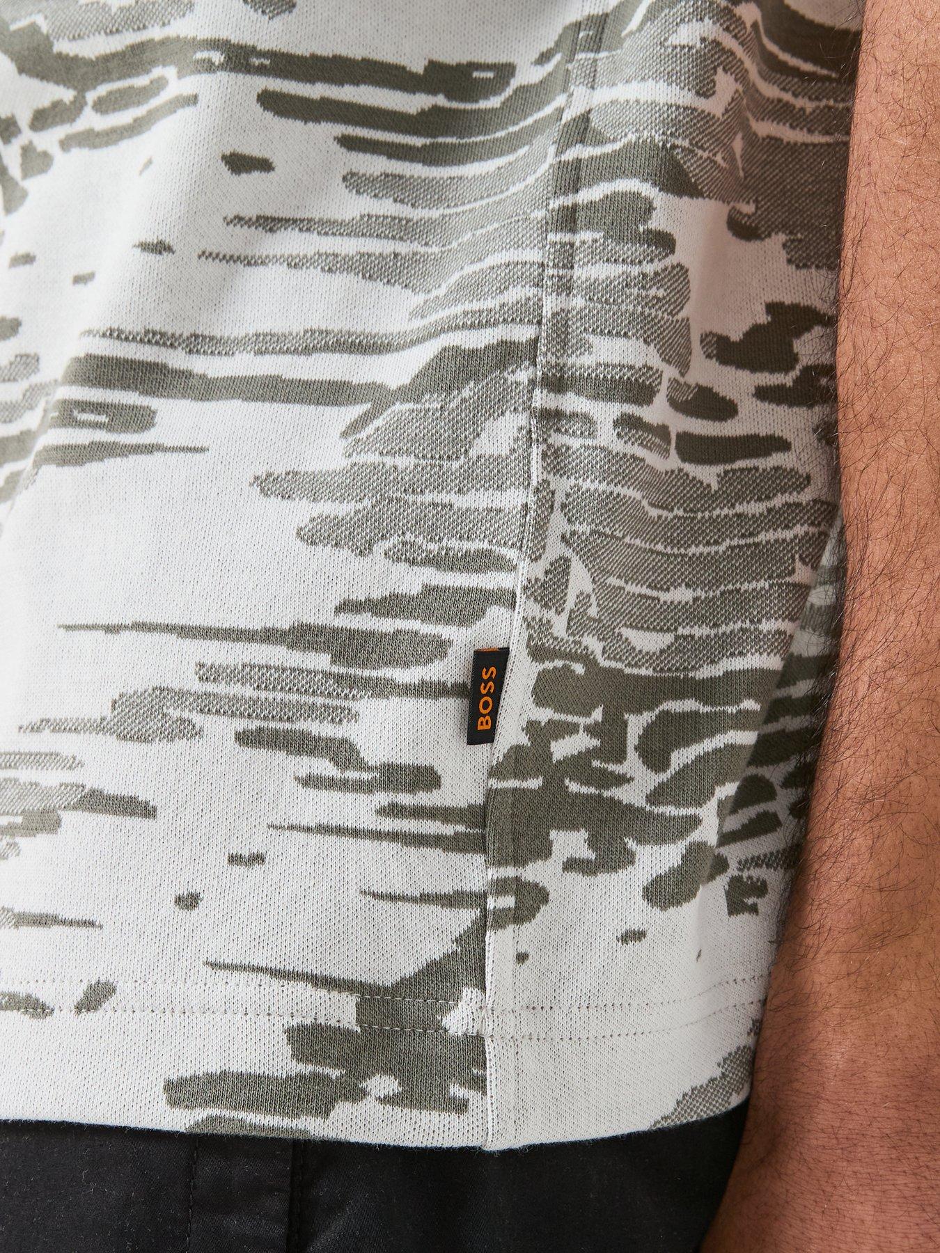 boss-boss-te_wild-nature-relaxed-fit-camo-t-shirt-light-greendetail