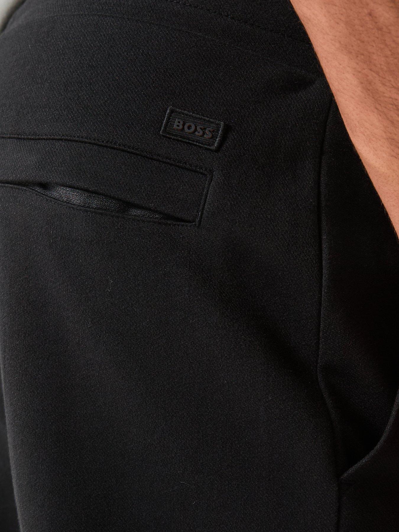 boss-twist-pleated-joggers-blackoutfit