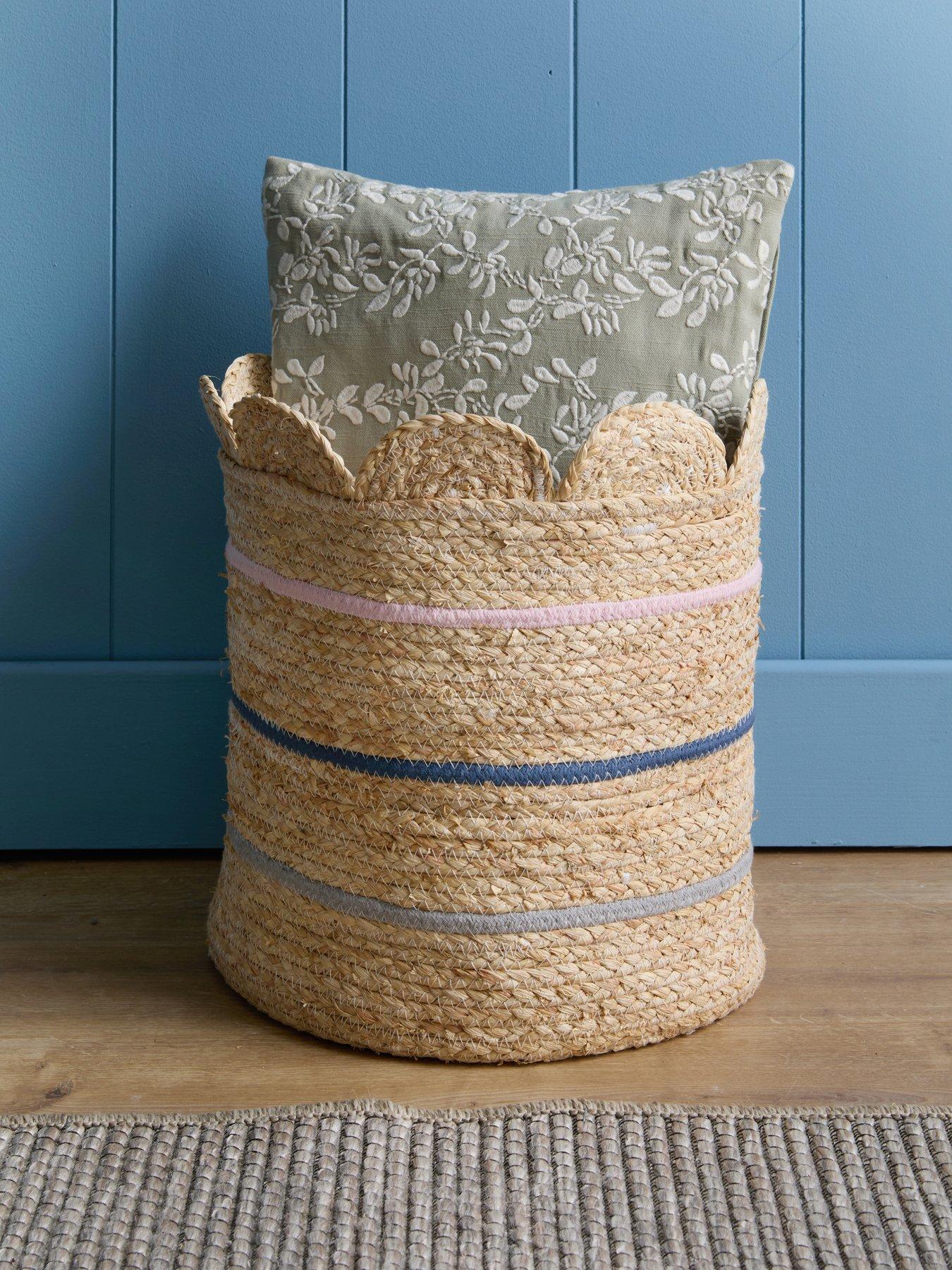 the-very-collection-scalloped-edge-coloured-basket