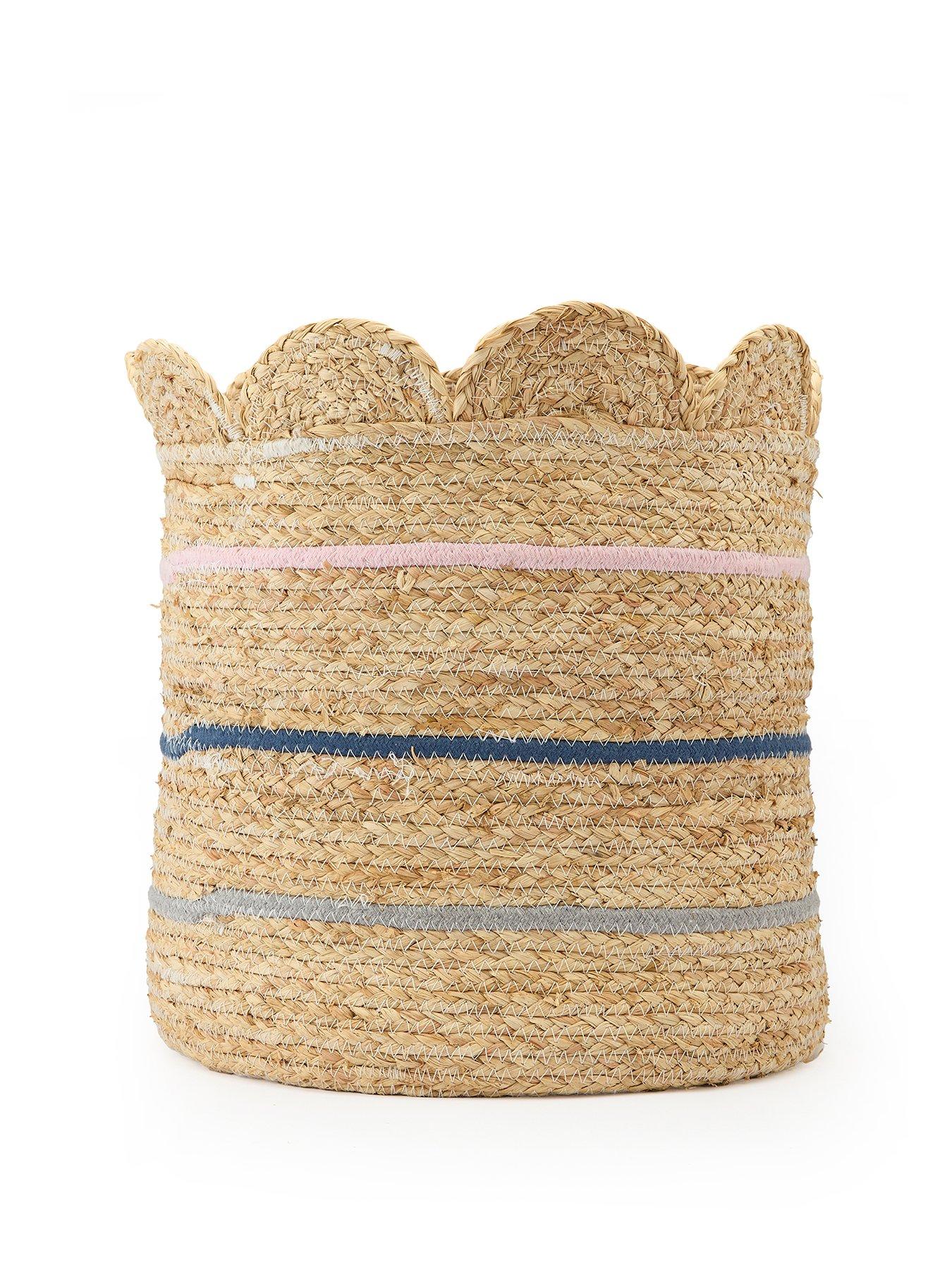 the-very-collection-scalloped-edge-coloured-basketstillFront
