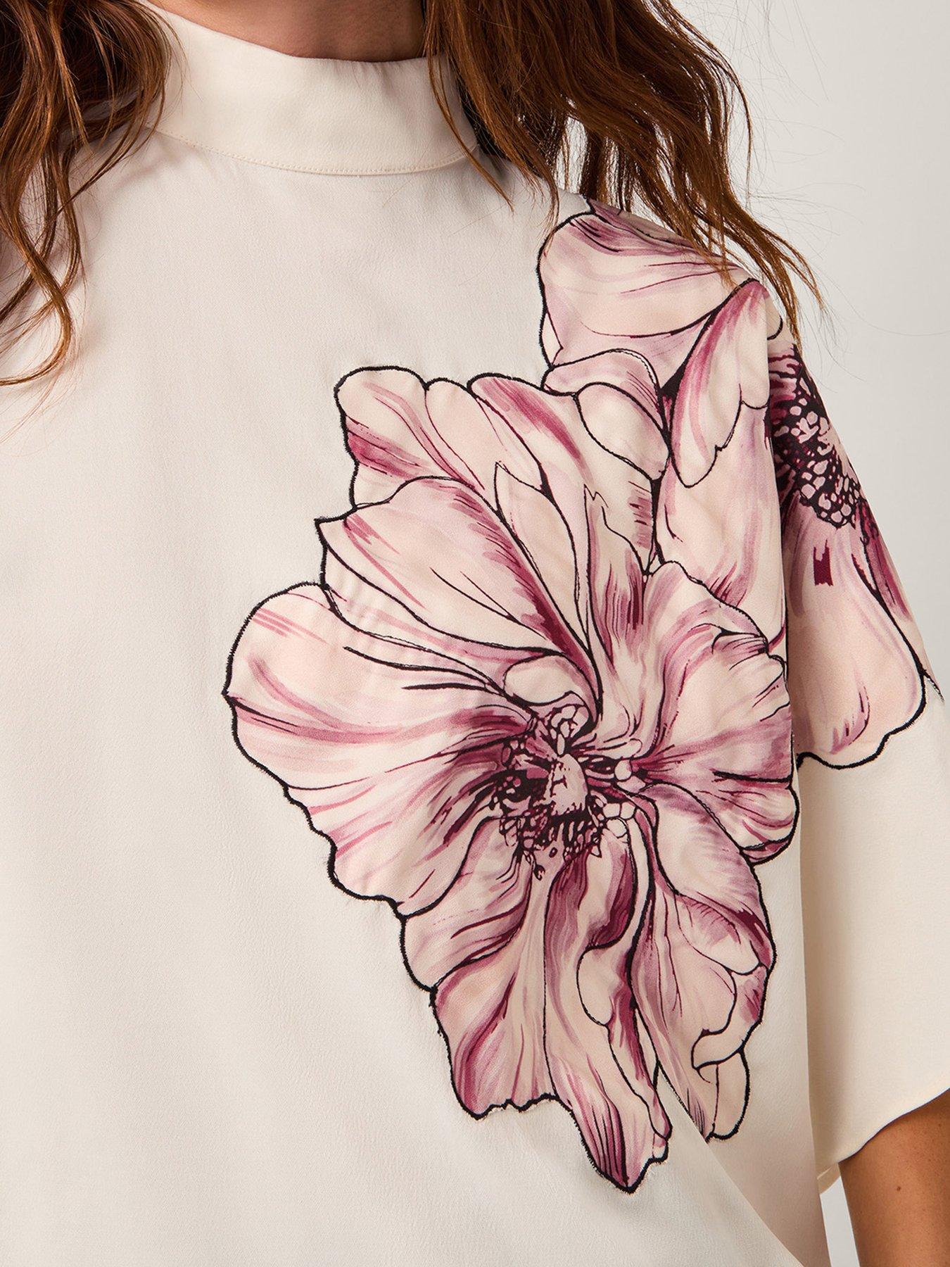 monsoon-emilia-flower-top-creamdetail