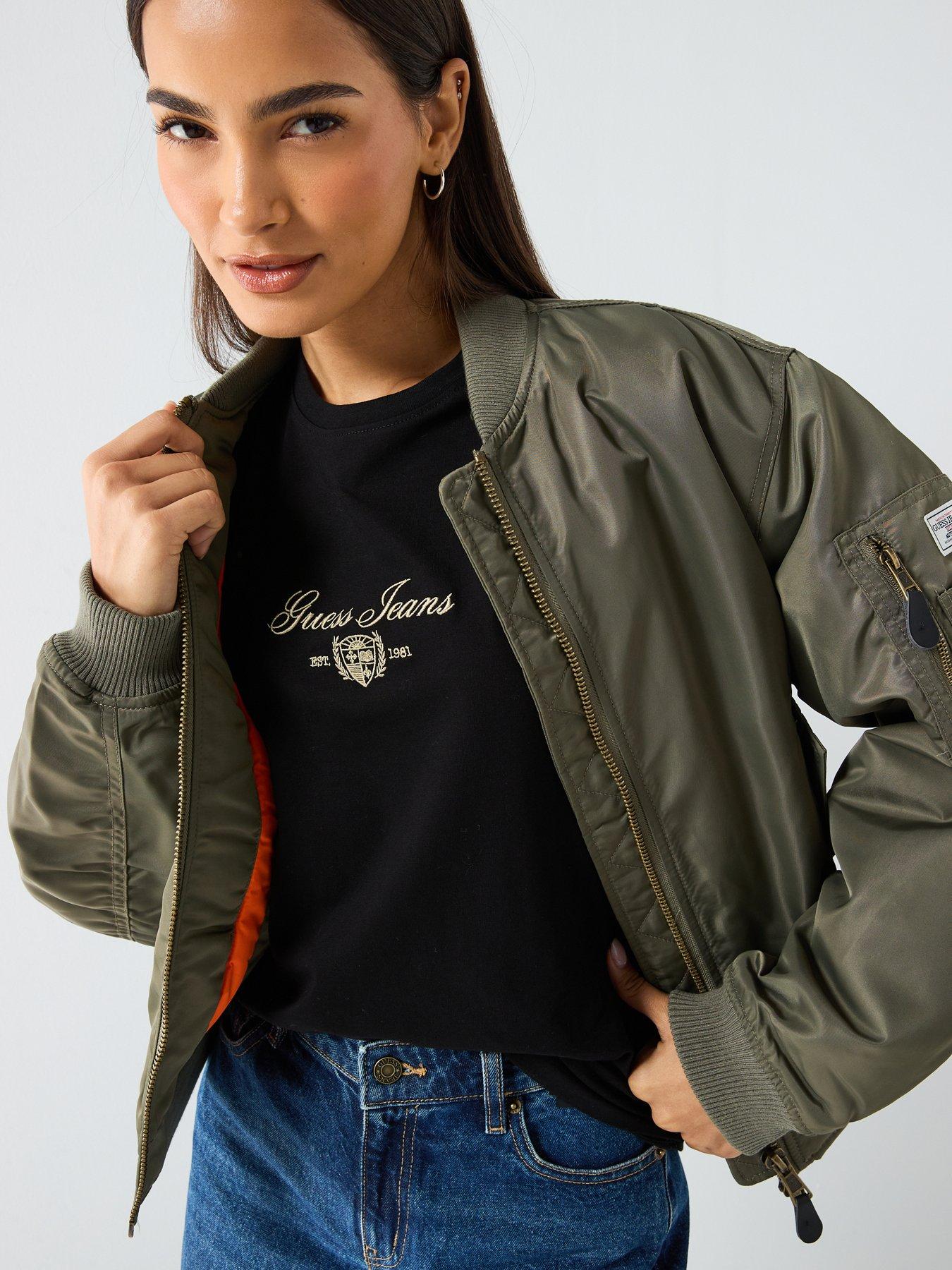 guess-jeans-short-sleeve-embroidered-script-t-shirt-blackdetail