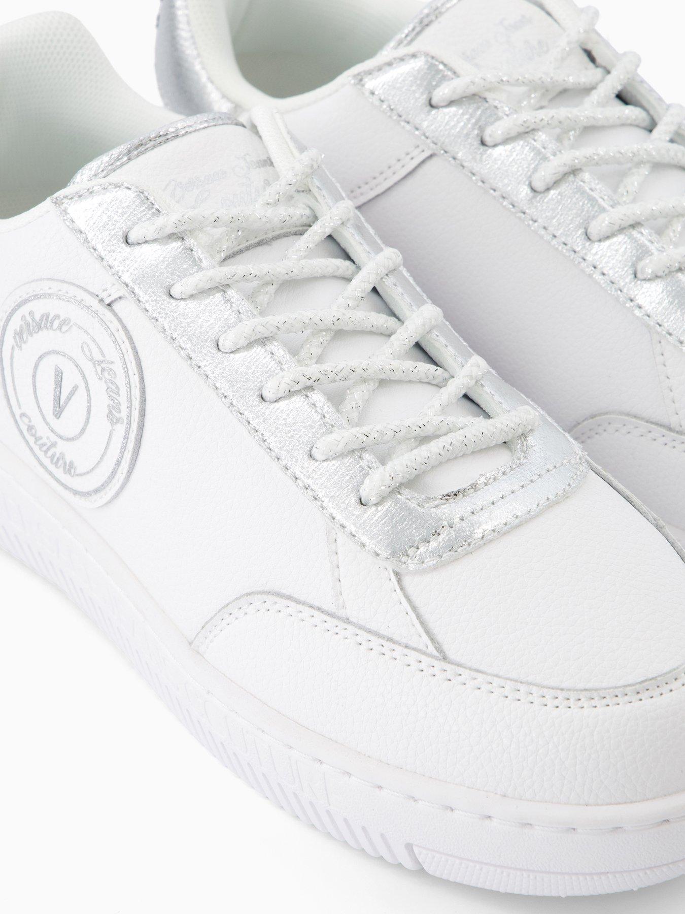 Image 5 of 7 of Versace Jeans Couture Fondo Meyssa Emblem Logo Trainers - White