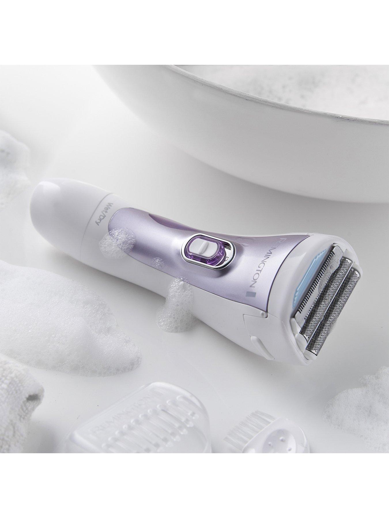 Image 2 of 7 of Remington Cordless W&D Shaver