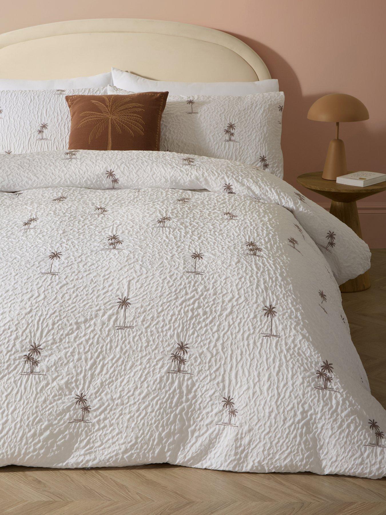 the-very-collection-palm-embroidered-textured-duvet-set