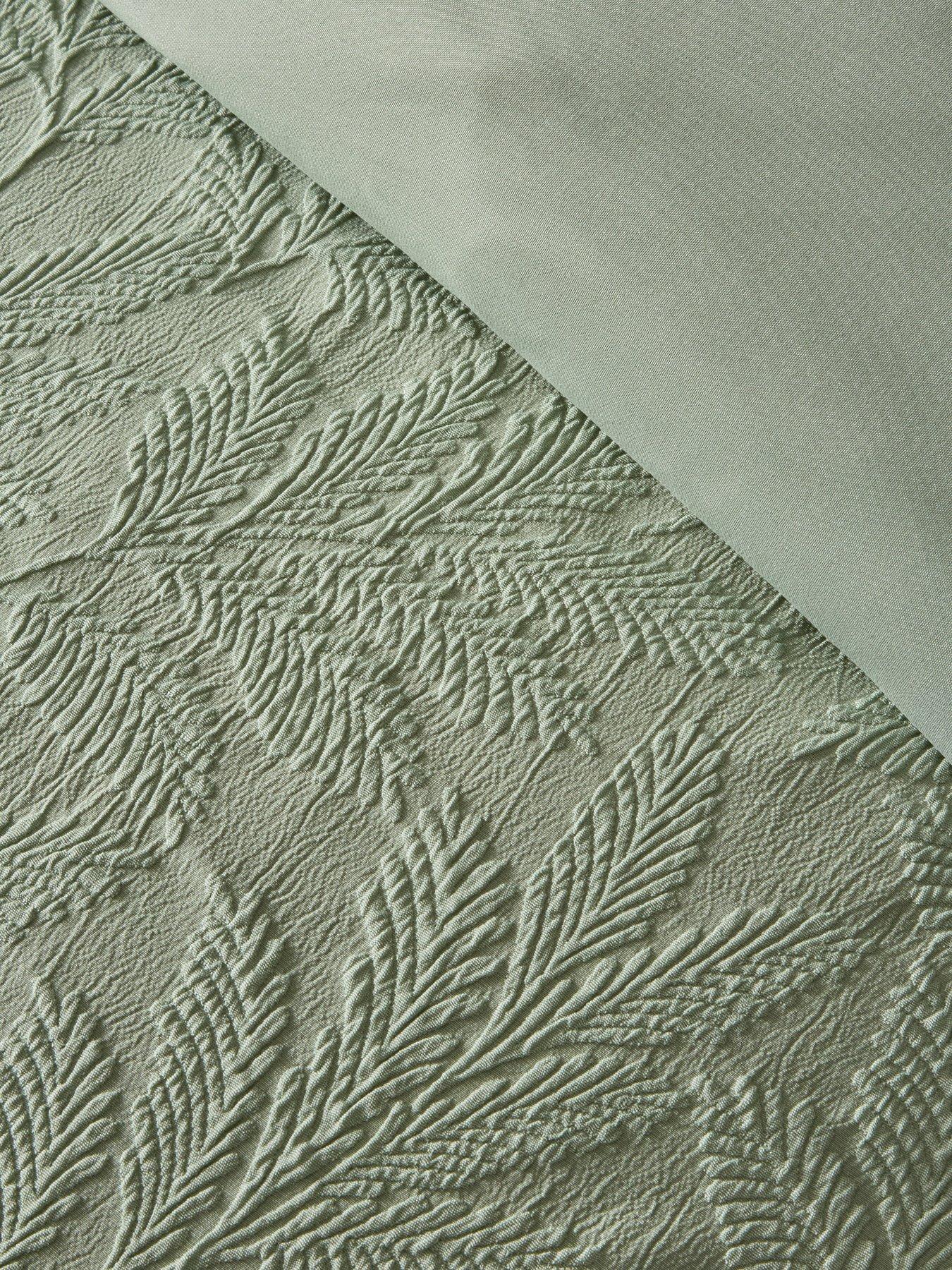 Image 4 of 5 of The Very Collection Eden Leaf Jacquard Duvet Set