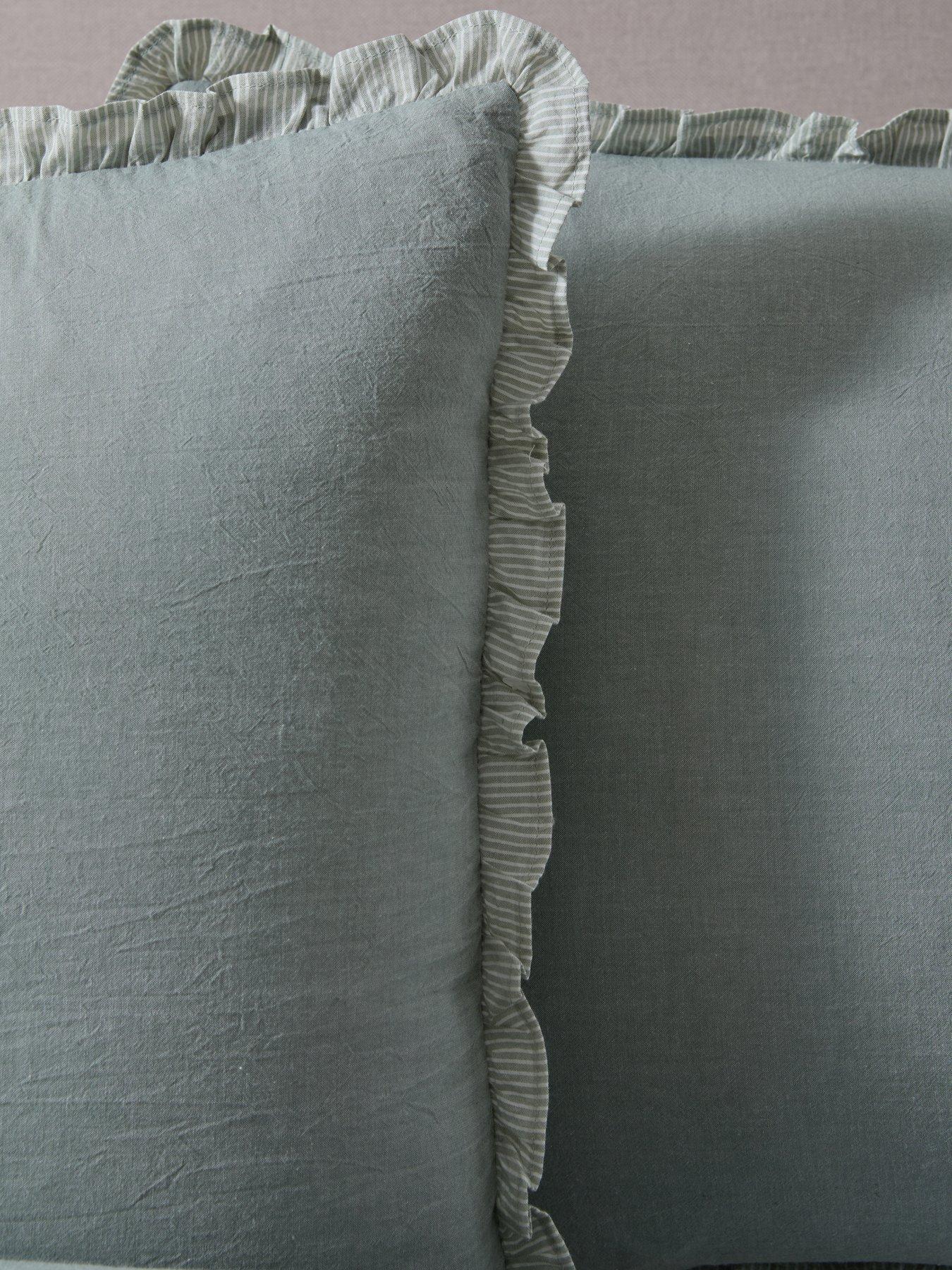 the-very-collection-100-cotton-duvet-cover-setnbspwith-stripe-ruffle-edgedetail