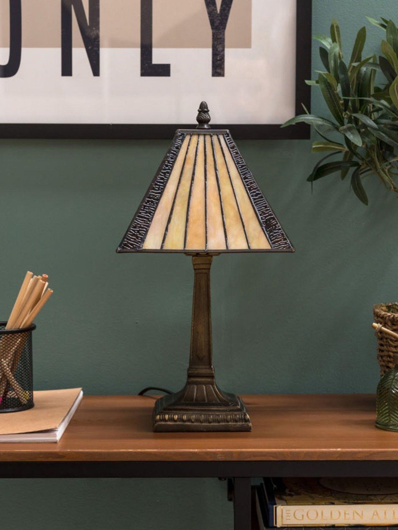 ValueLights Tiffany Traditional Table Lamp