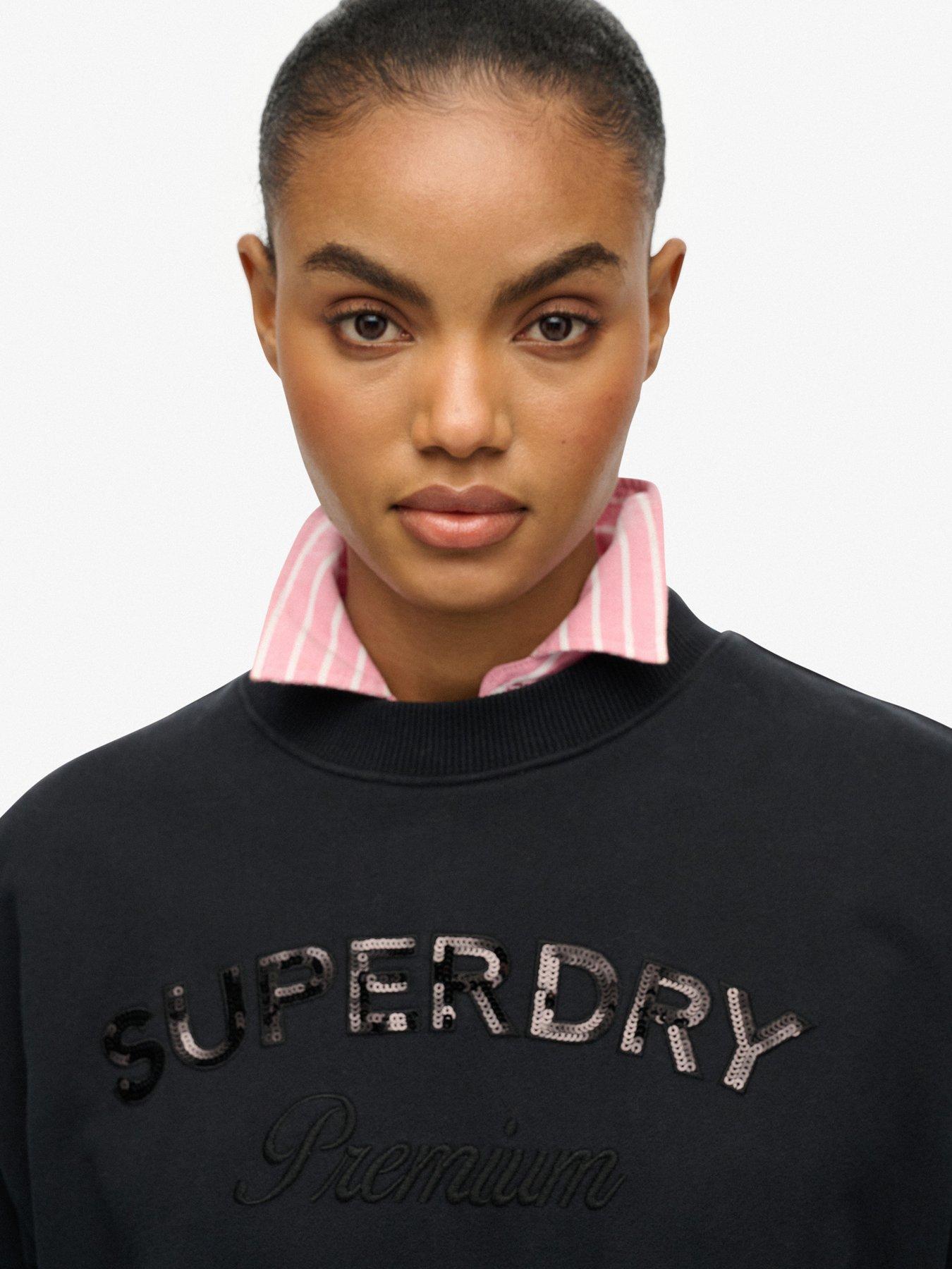 superdry-premium-design-loose-crew-sweater-blackoutfit