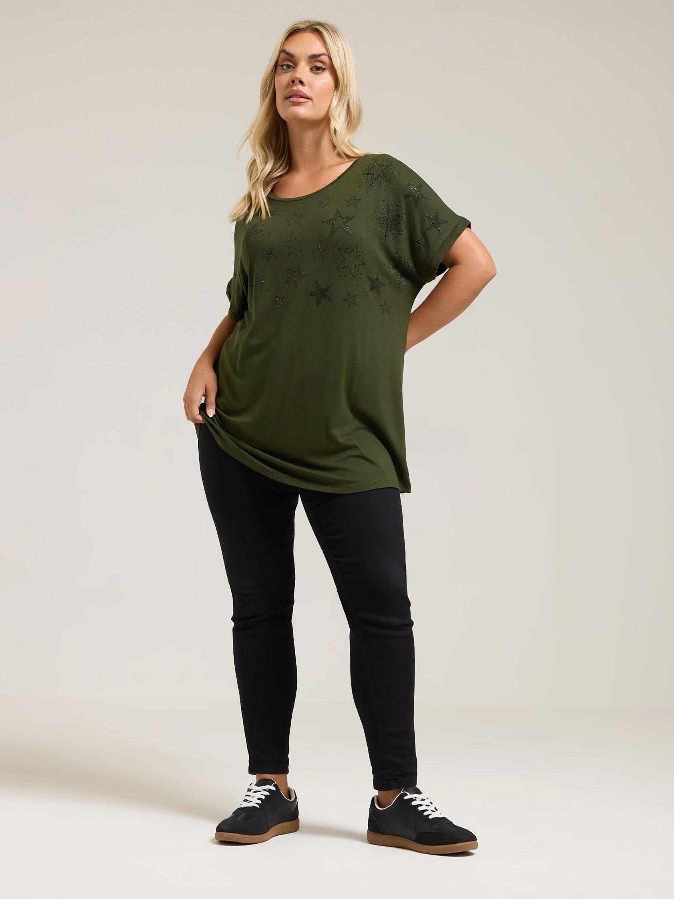 Image 3 of 4 of Yours Curve Star Print Grown On T-Shirt - Green