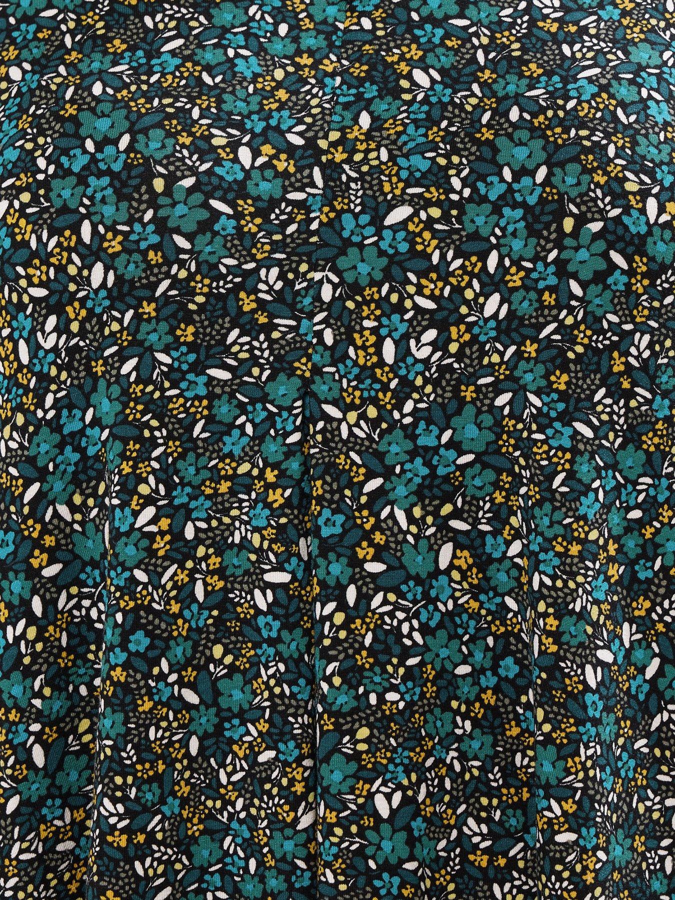 yours-curve-pleat-balloon-sleeve-top-printoutfit