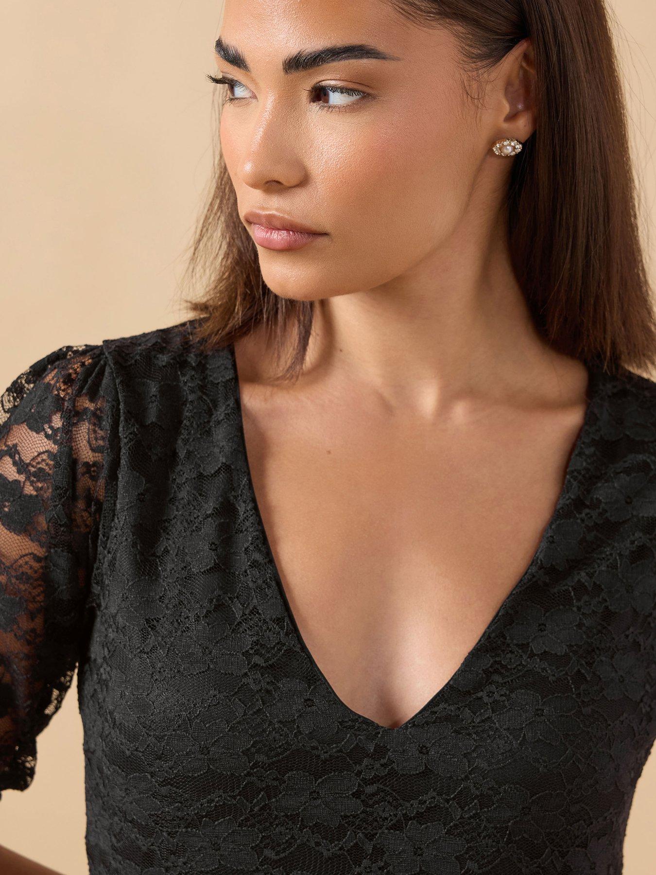 pixiegirl-petite-lace-midi-dress-blackoutfit