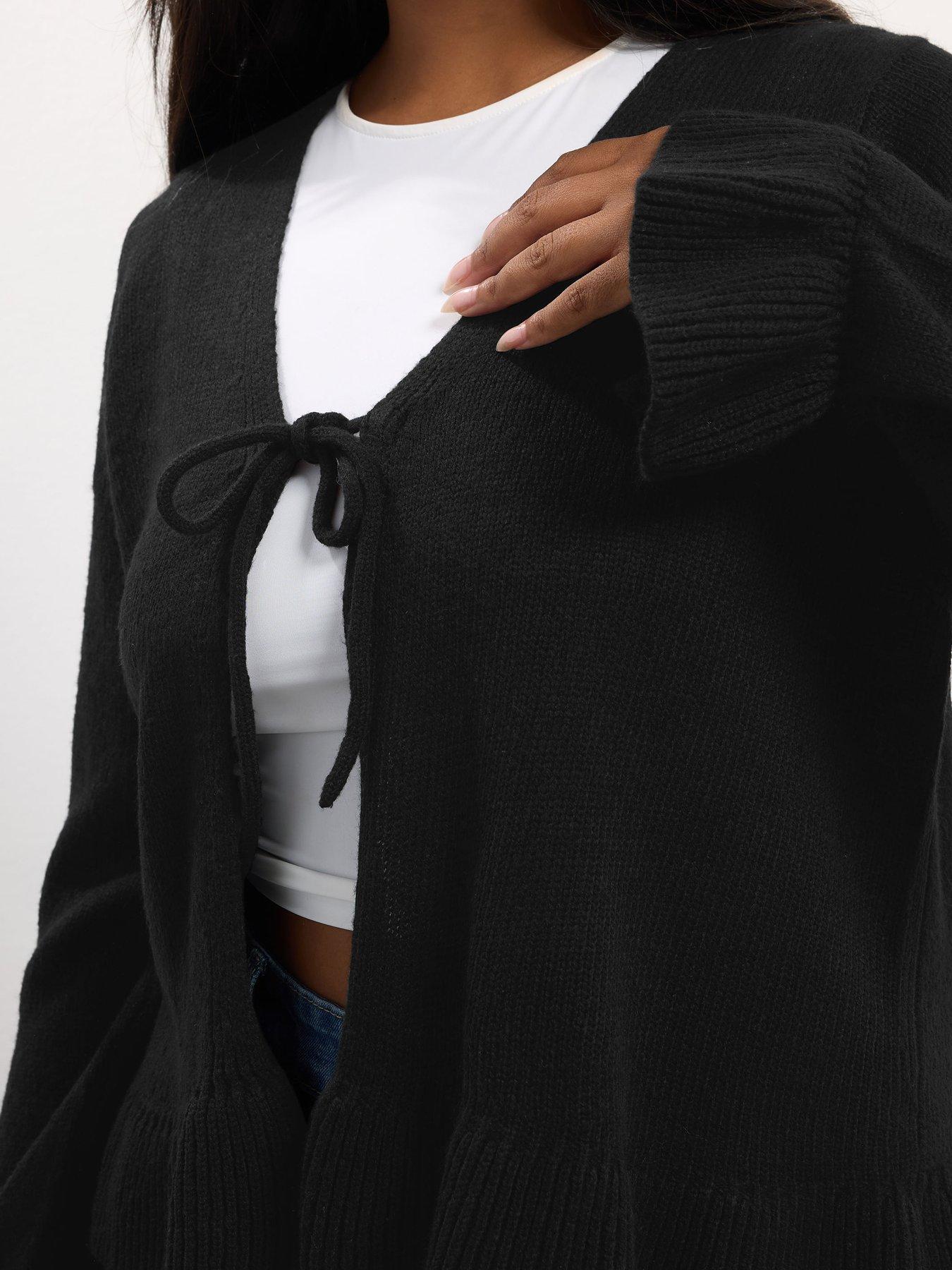 yours-curve-frill-trim-cardigan-blackoutfit