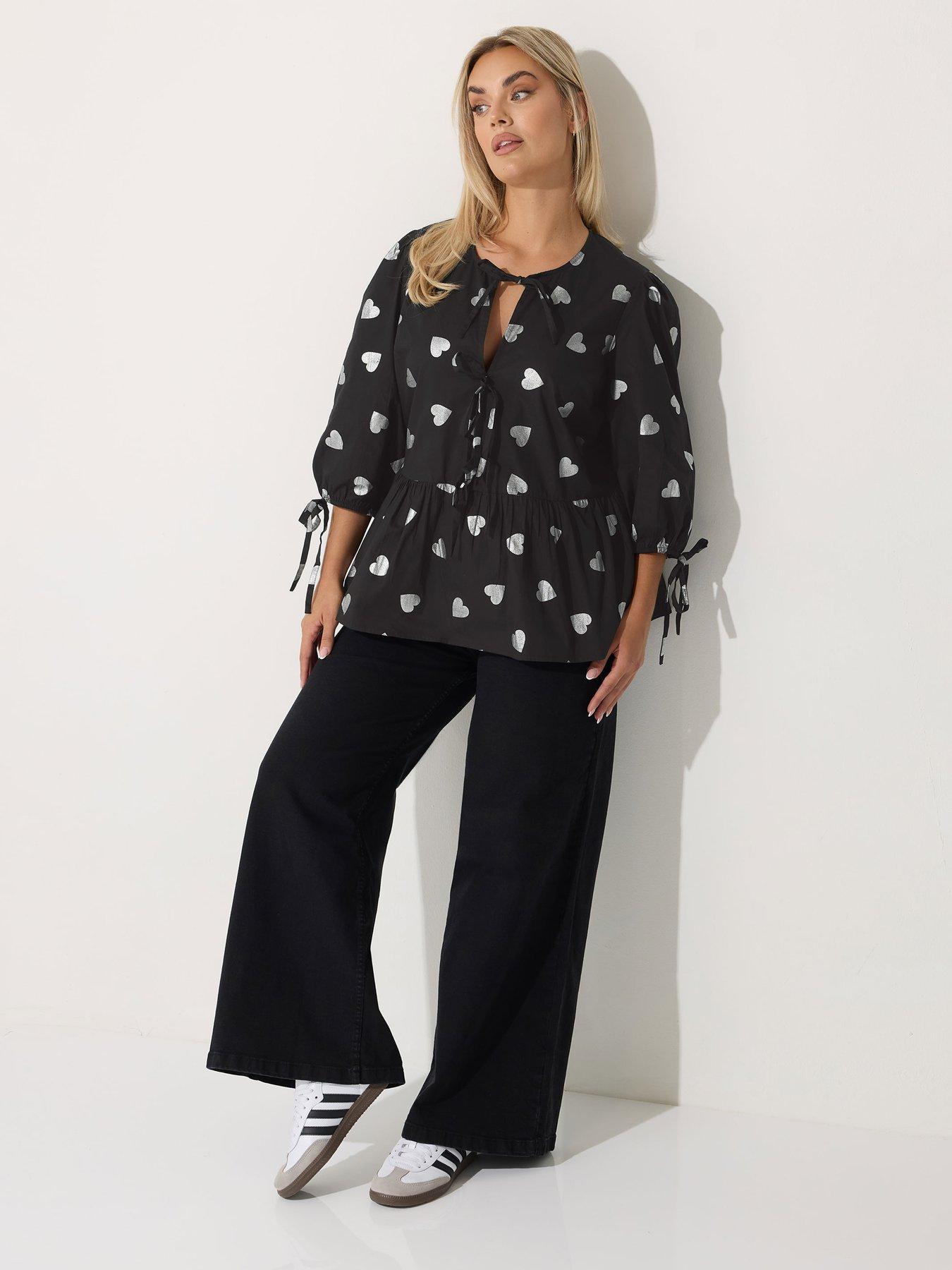 yours-curve-metallic-heart-collar-top-blackback