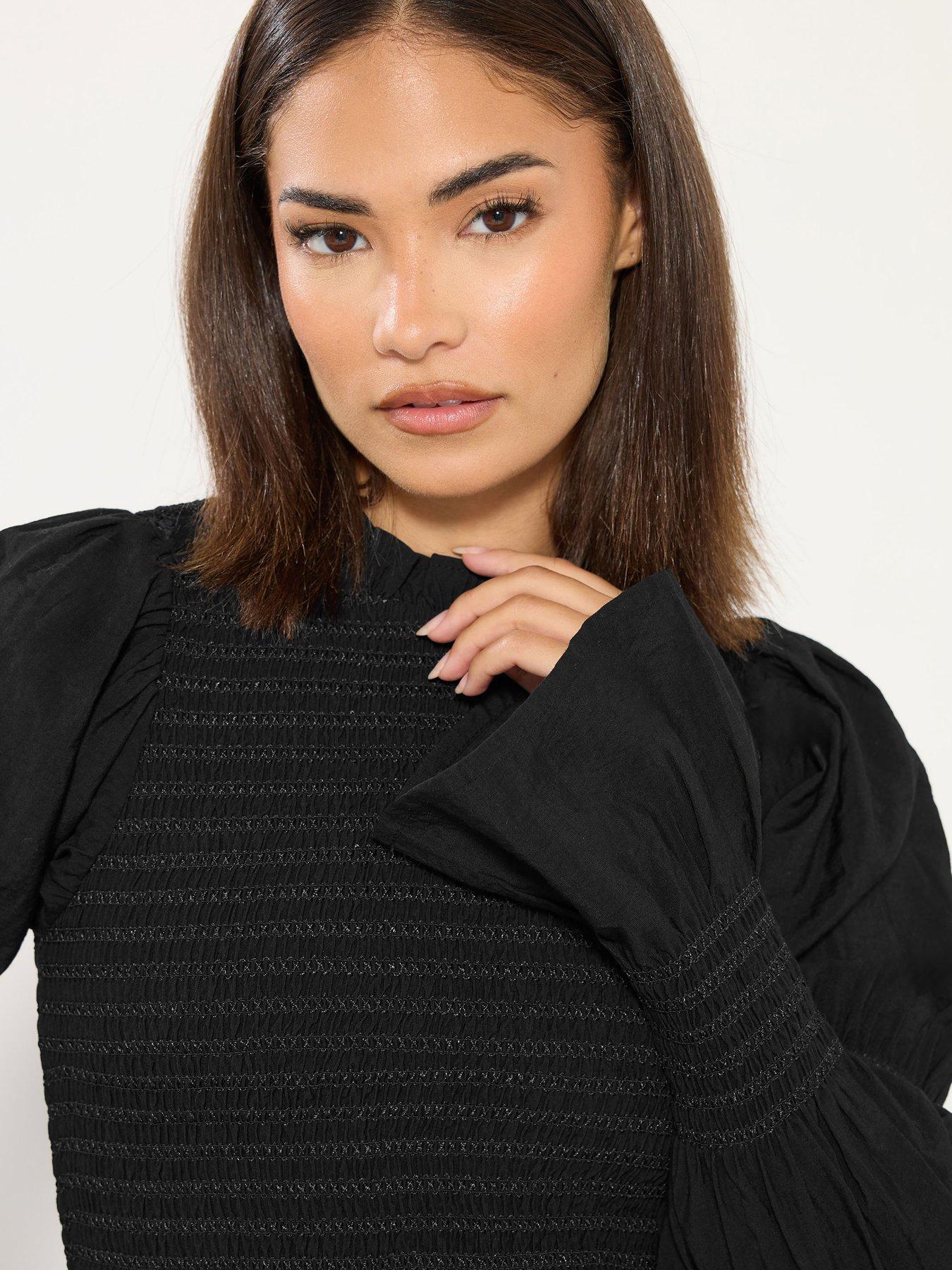 pixiegirl-petite-long-sleeve-shirred-top-blackoutfit