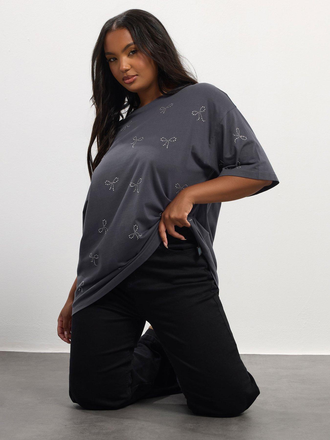 yours-curve-oversized-stud-t-shirt-greyoutfit