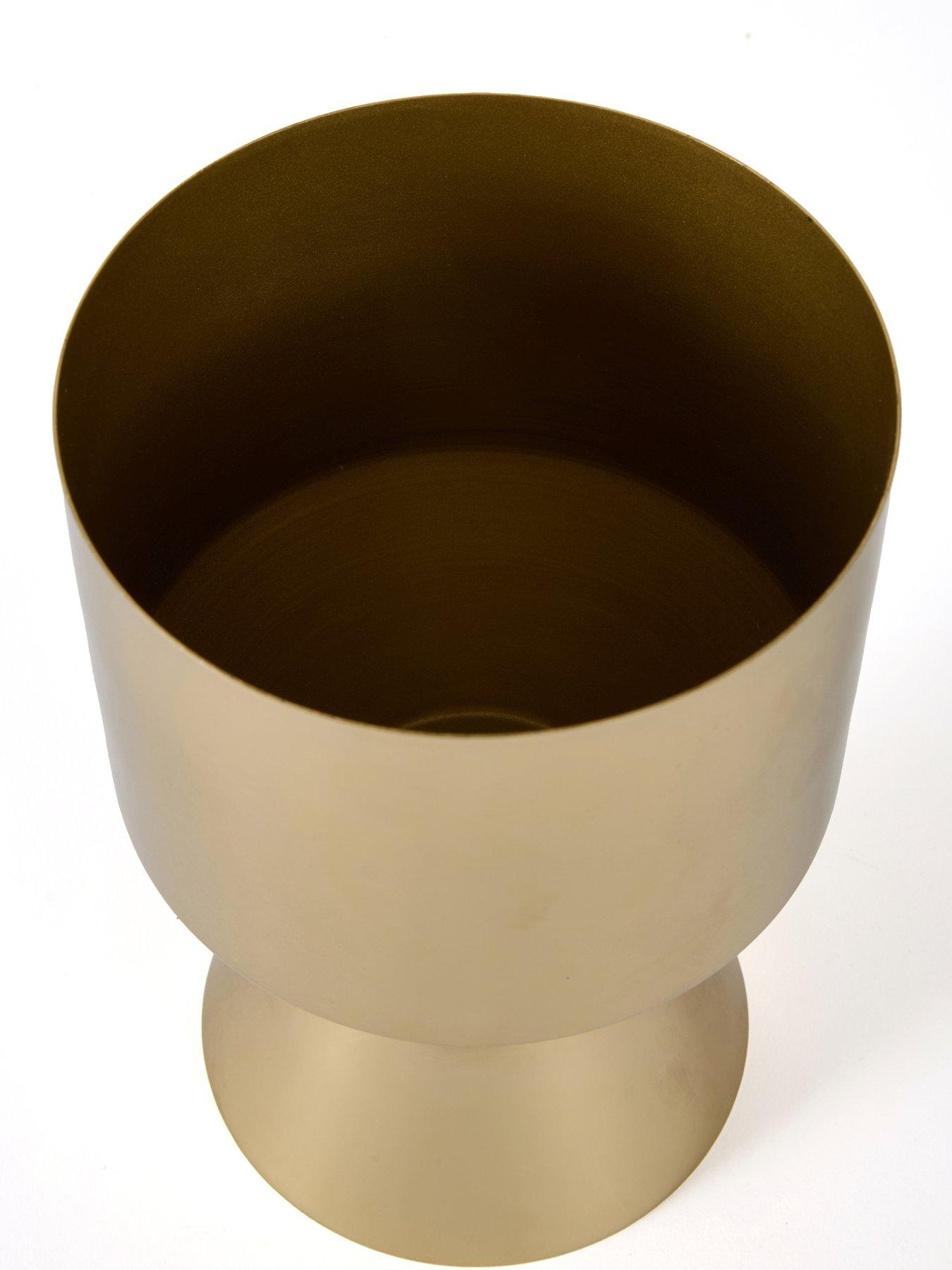 the-very-collection-gold-planterdetail