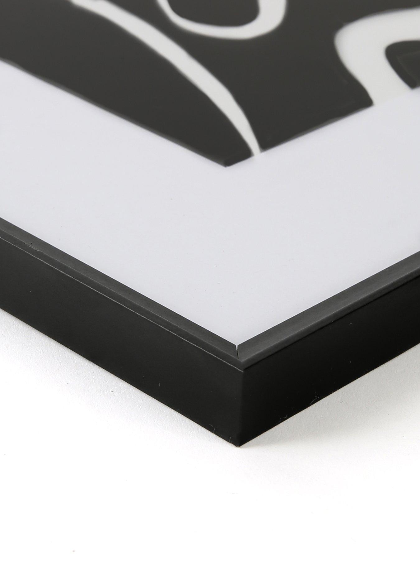 the-very-collection-6-piece-gallery-frame-32x32cmdetail