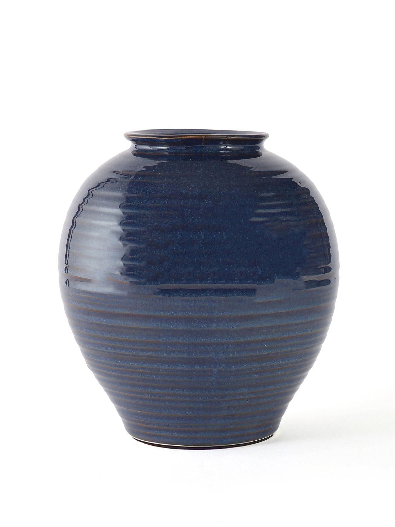 Image 2 of 5 of The Very Collection Lacquered Vase - Blue