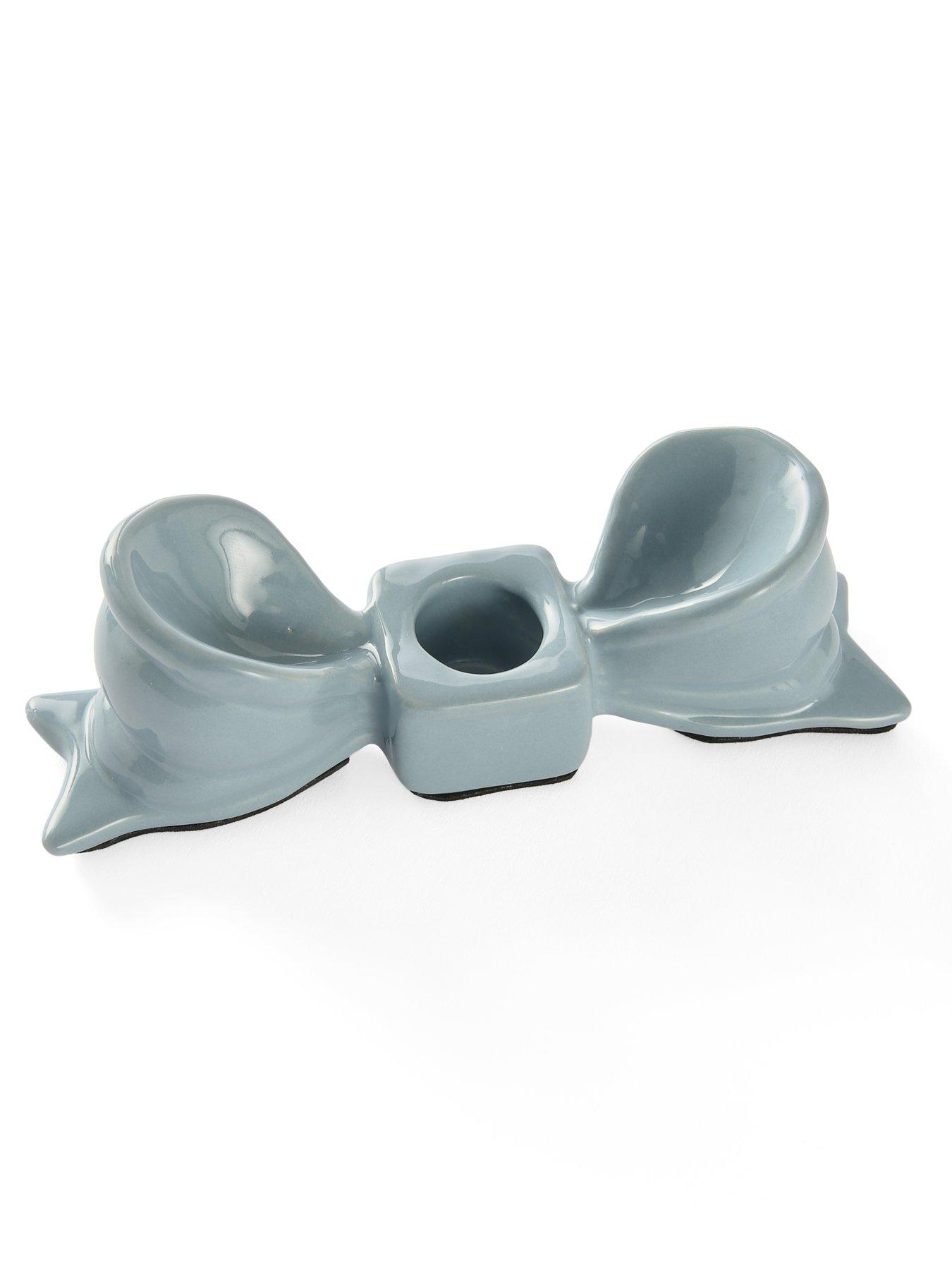 the-very-collection-set-of-2-ceramic-bow-candle-holder-blueoutfit