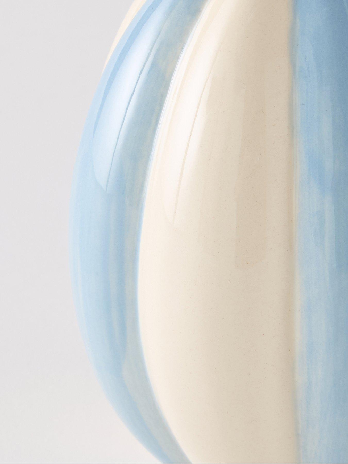 the-very-collection-set-of-2-ceramic-bevelled-easter-eggsdetail