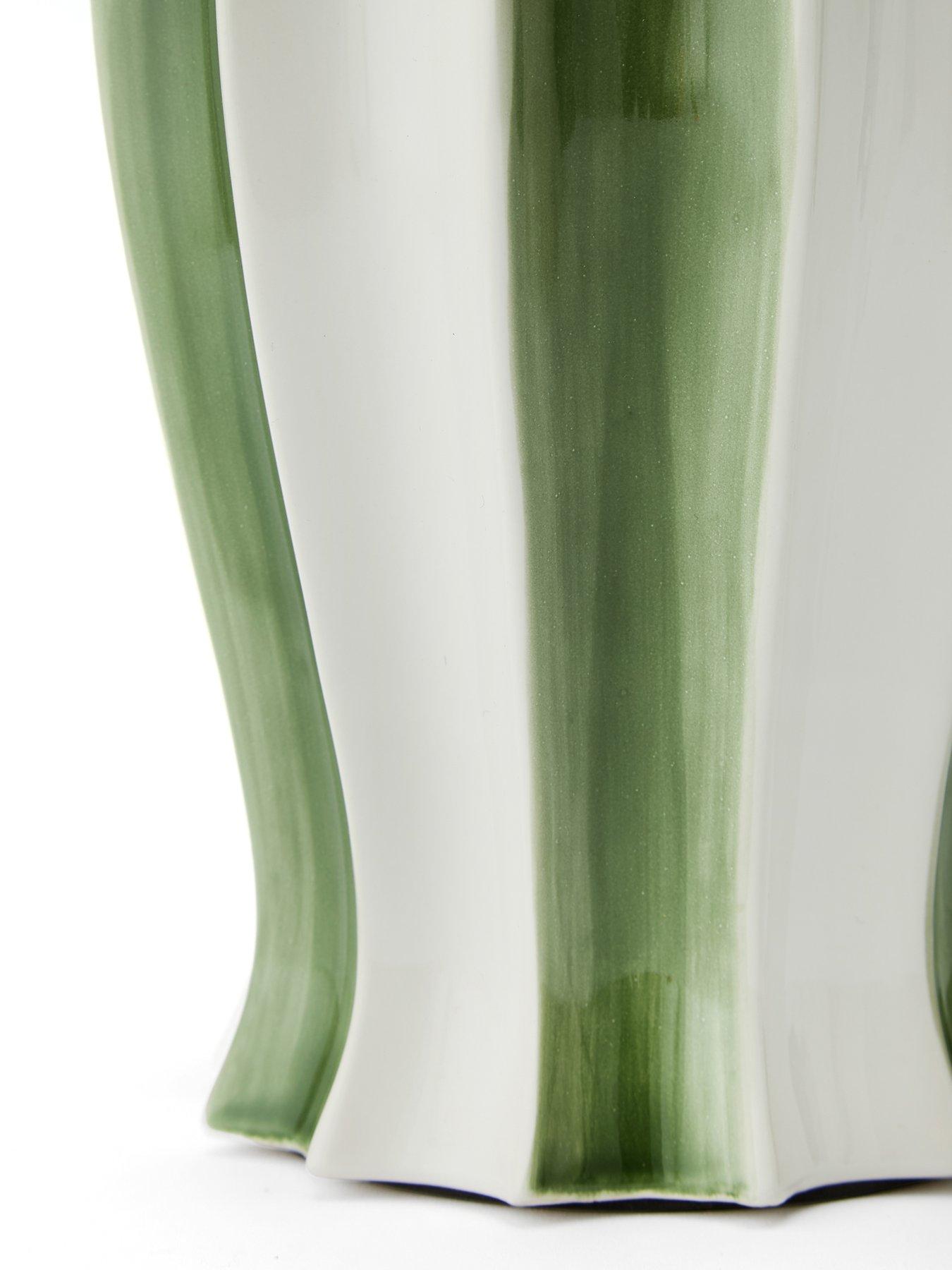 the-very-collection-striped-table-lampdetail