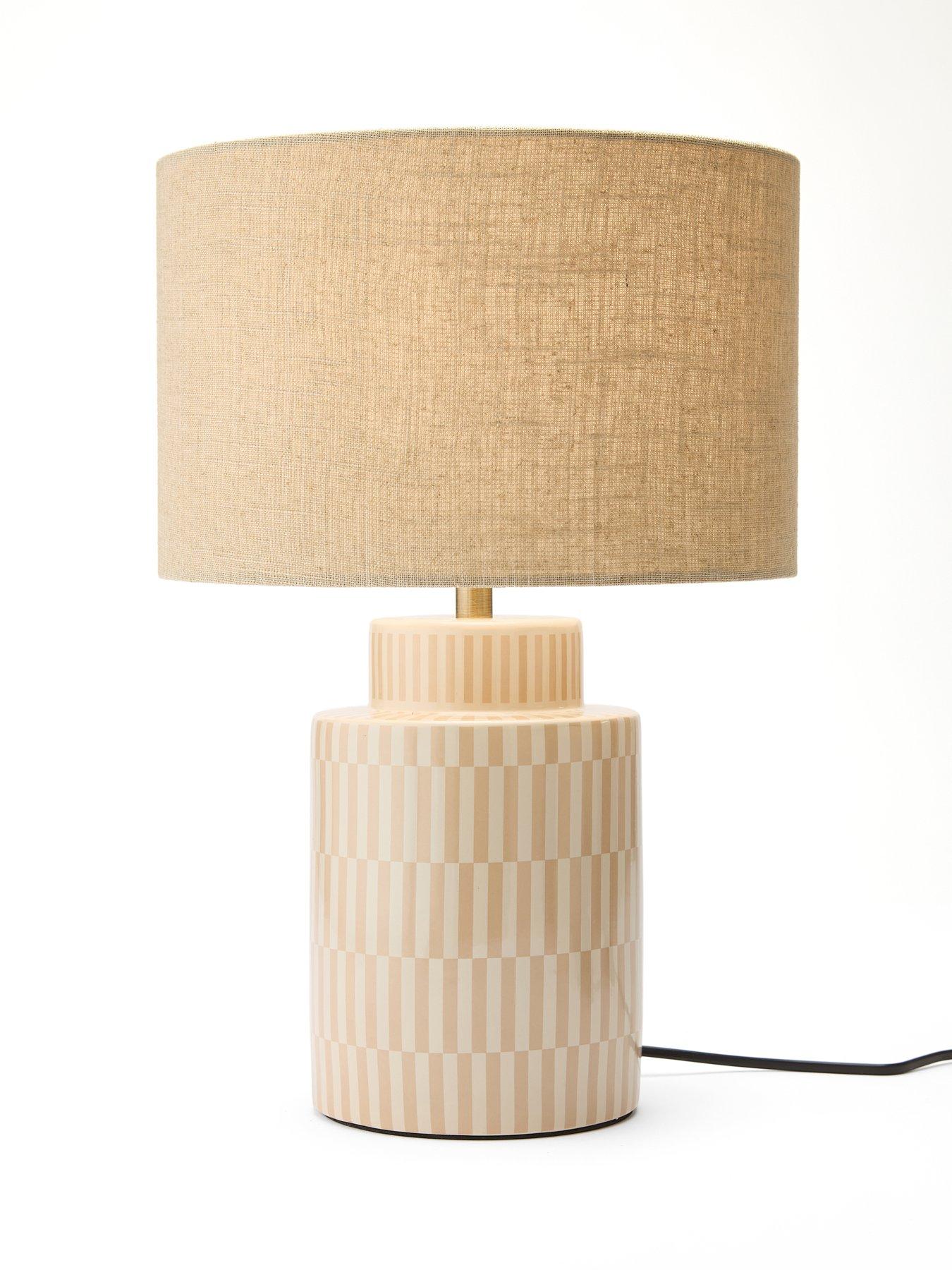 the-very-collection-reava-table-lampback