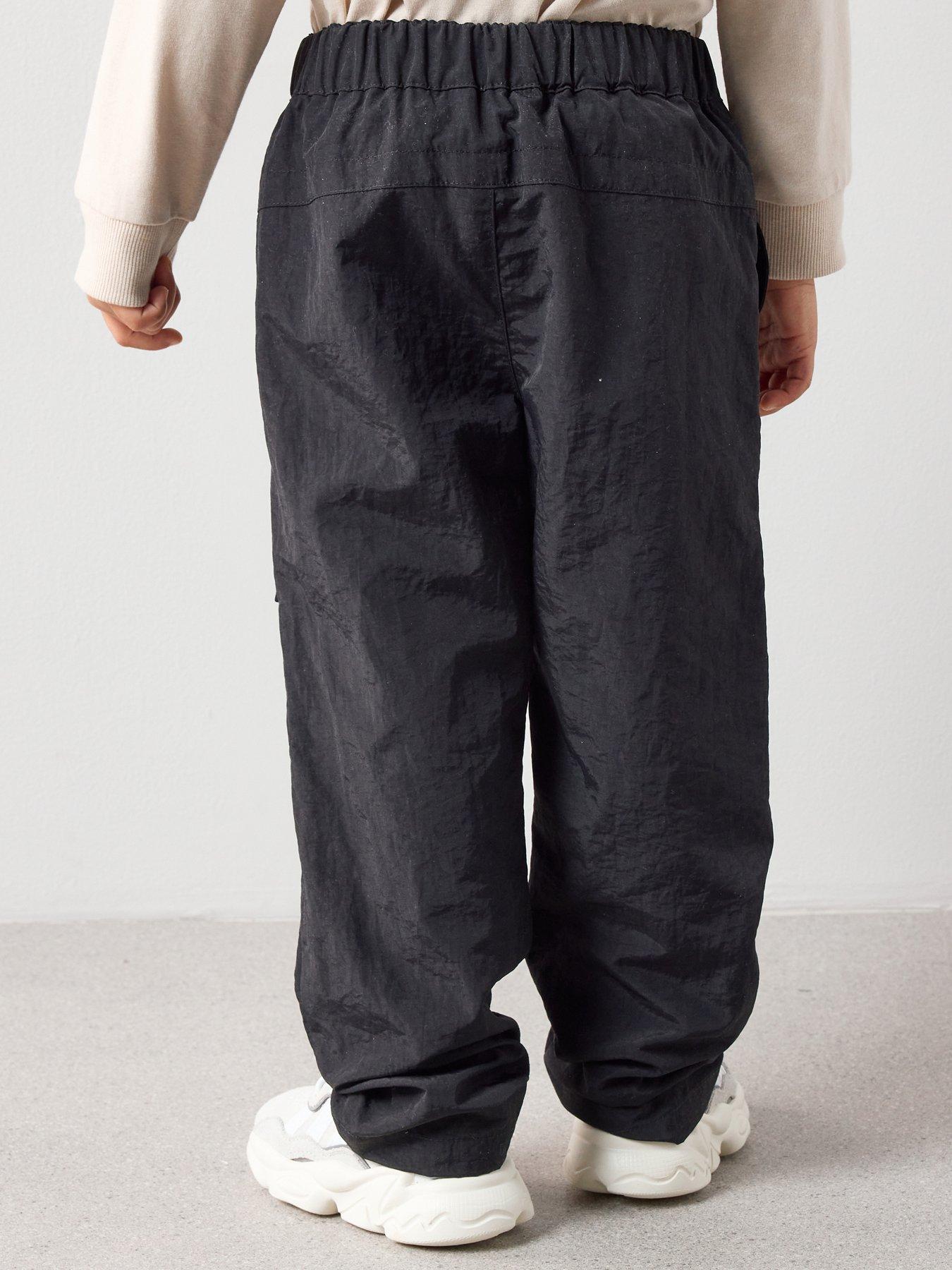the-very-collection-boys-smiley-graphic-cargo-trousers-blackstillFront