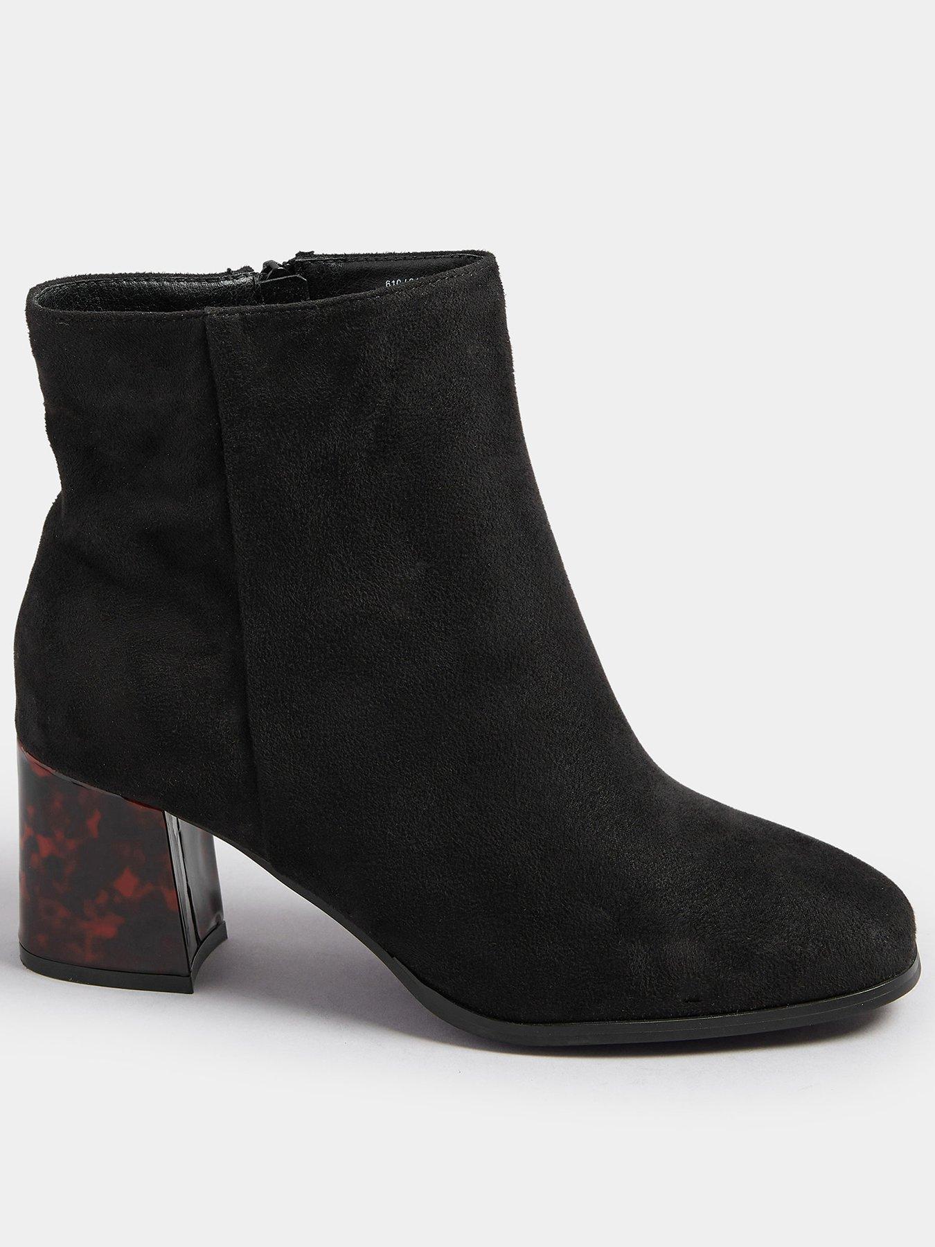 Image 1 of 4 of Yours Extra Wide Fit Tortoise Shell Block Heel Boot - Black