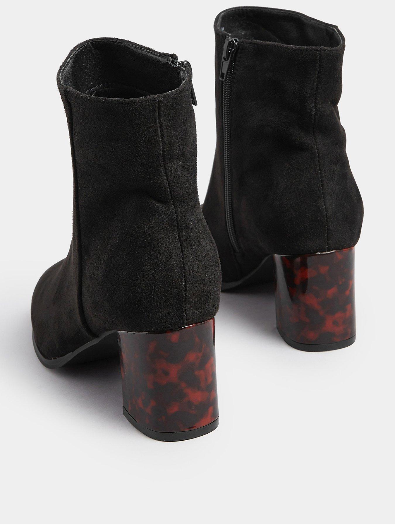 Image 3 of 4 of Yours Extra Wide Fit Tortoise Shell Block Heel Boot - Black