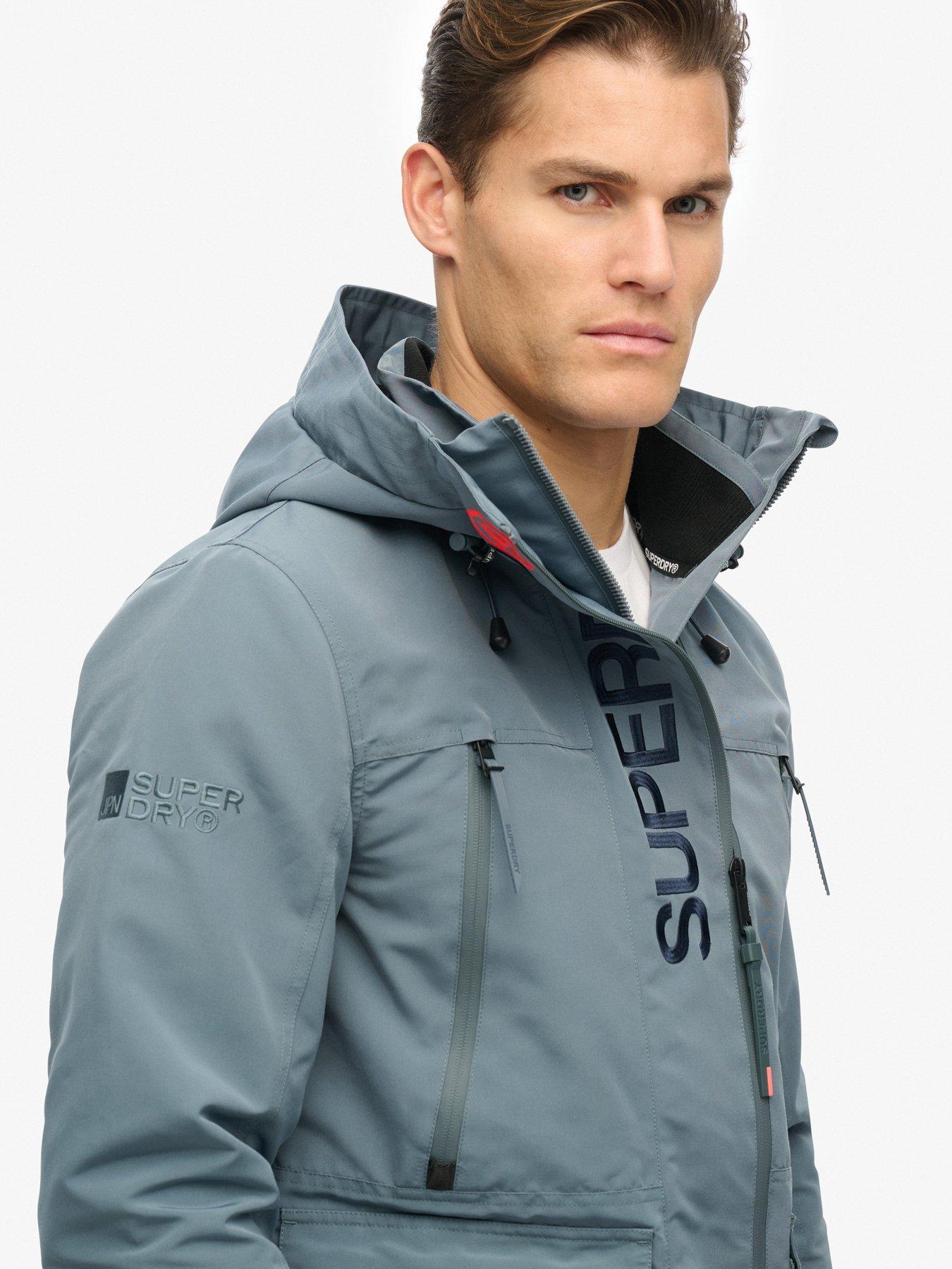 superdry-ultimate-windbreaker-blueoutfit