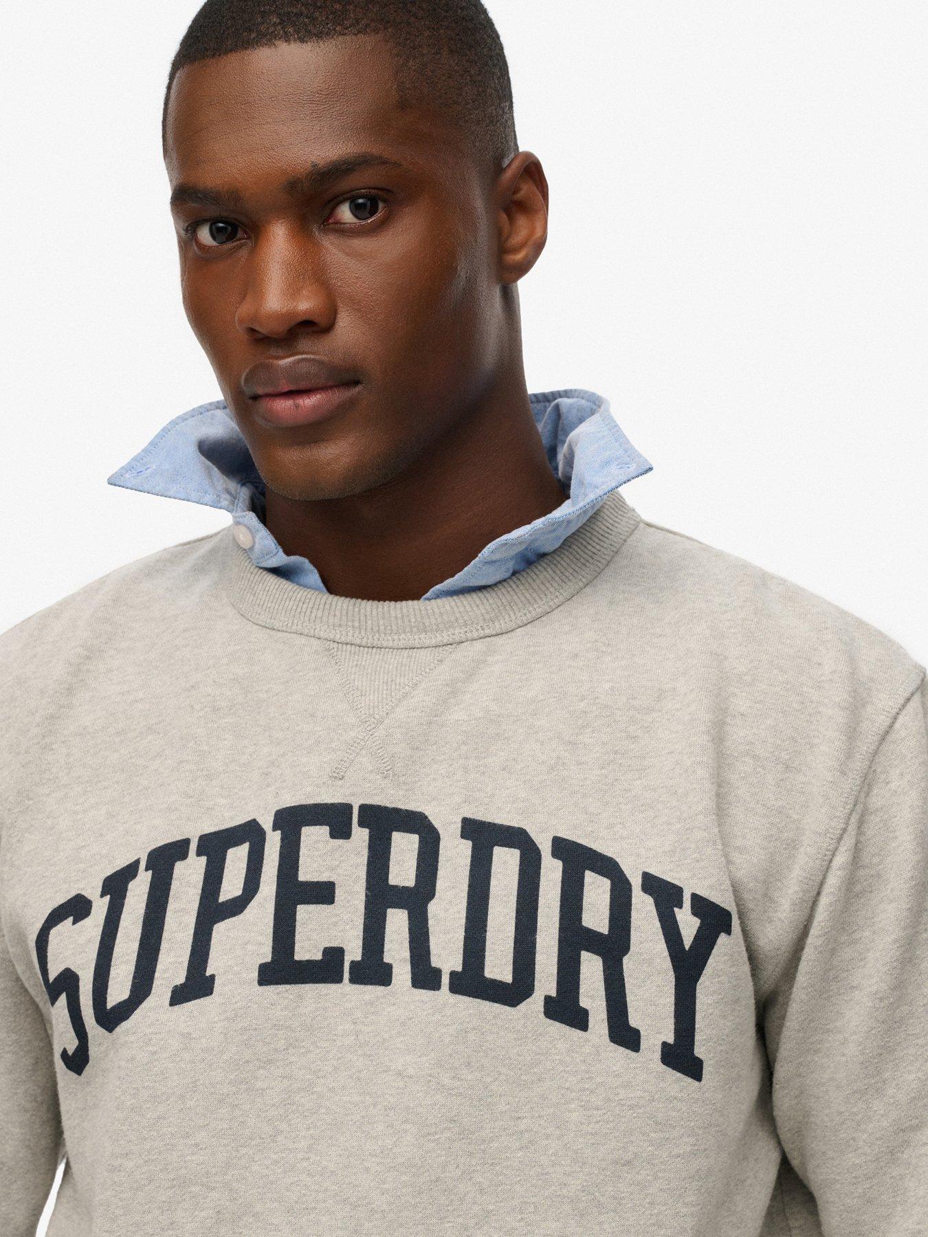 superdry-athletic-essentials-crew-sweat-greyoutfit