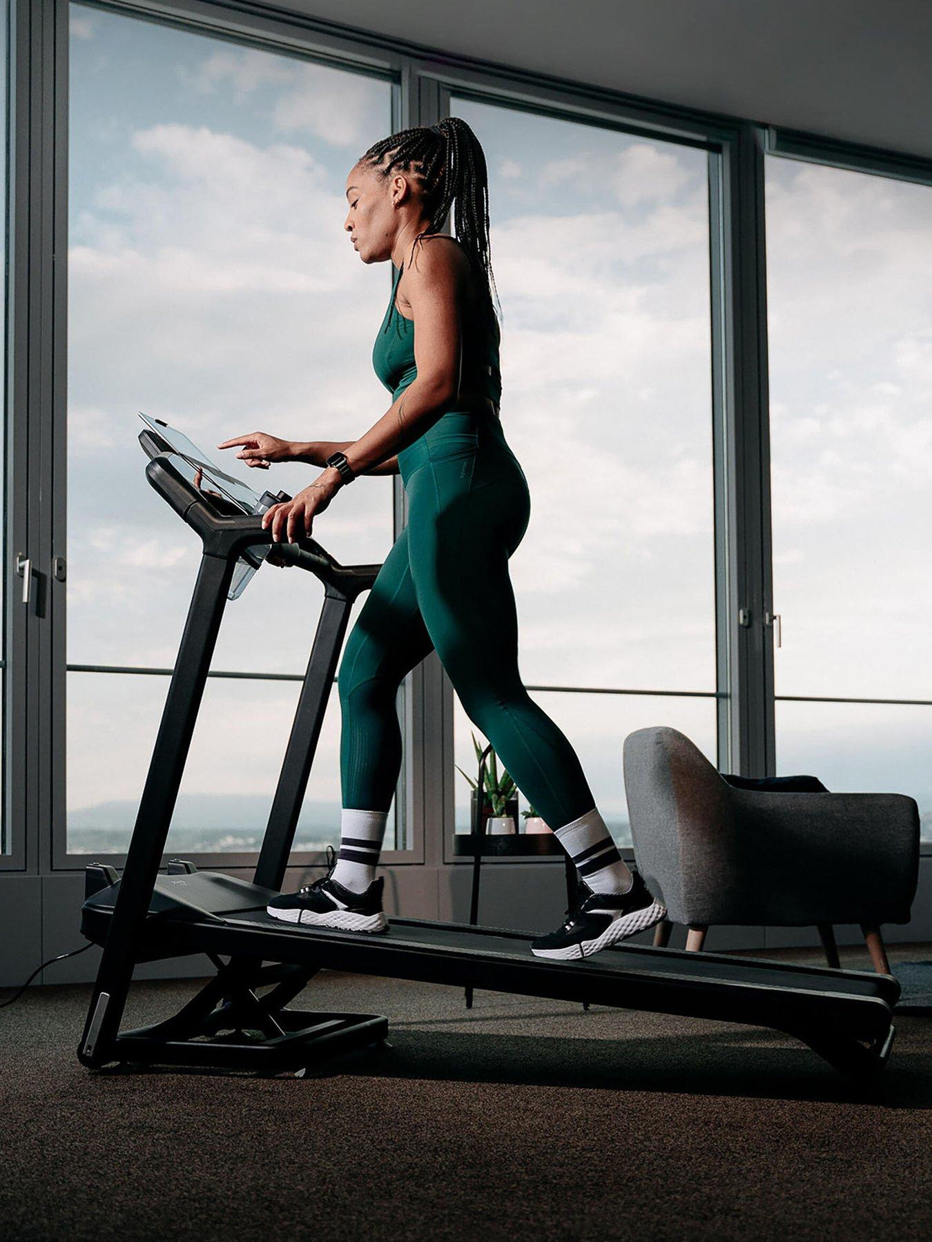Decathlon Smart Folding 10% Motorised Incline Treadmill RUN500