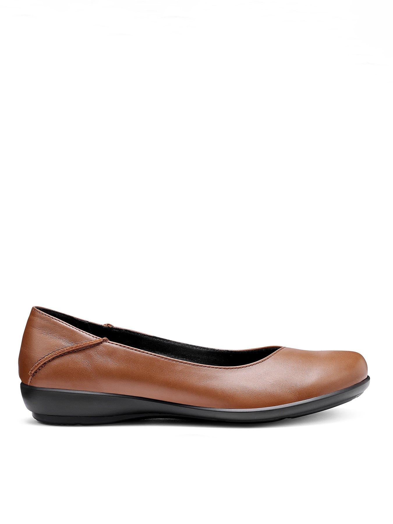 hotter-birdie-wide-fit-leather-ballerina-shoe-rich-tan