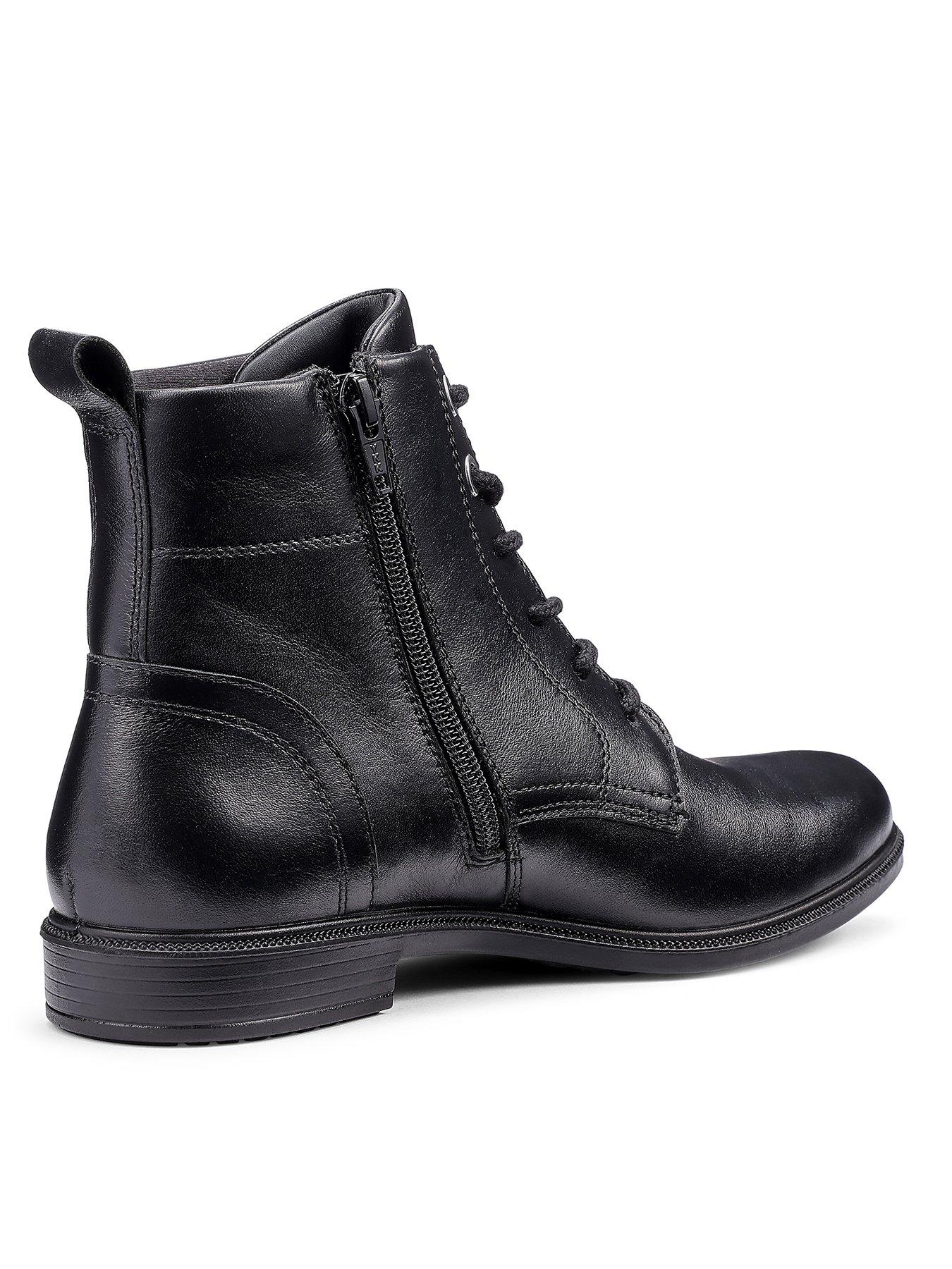 Image 3 of 4 of Hotter Surrey Ii Wide Fit Lace-up Boot - Black