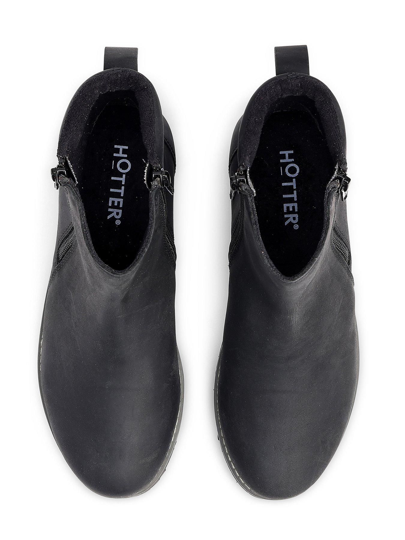 hotter-carina-flatform-ankle-boot-blackoutfit