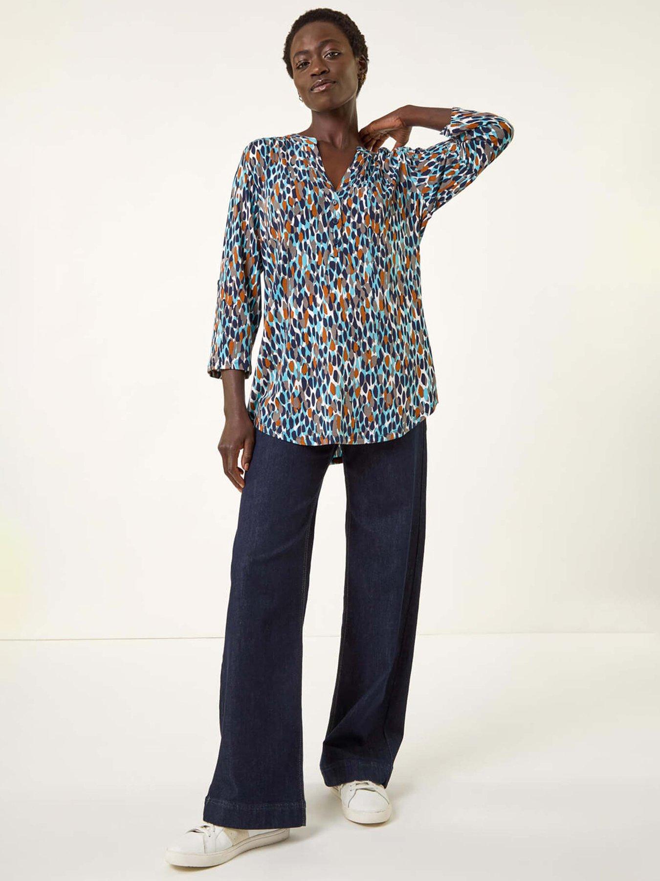 roman-spot-print-notch-neck-shirt-navyback