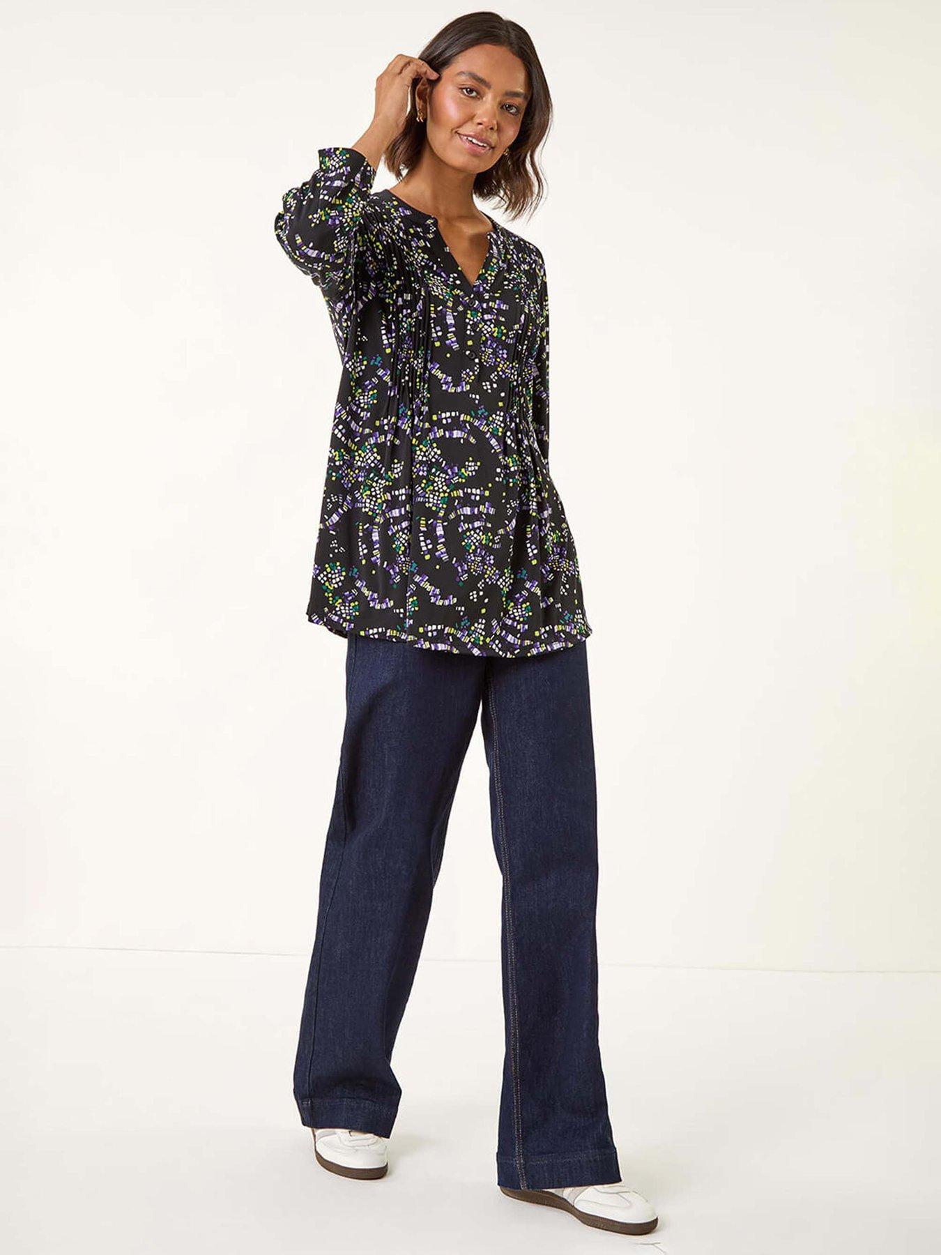 Image 3 of 5 of Roman Abstract Print Pintuck Stretch Top - Lime